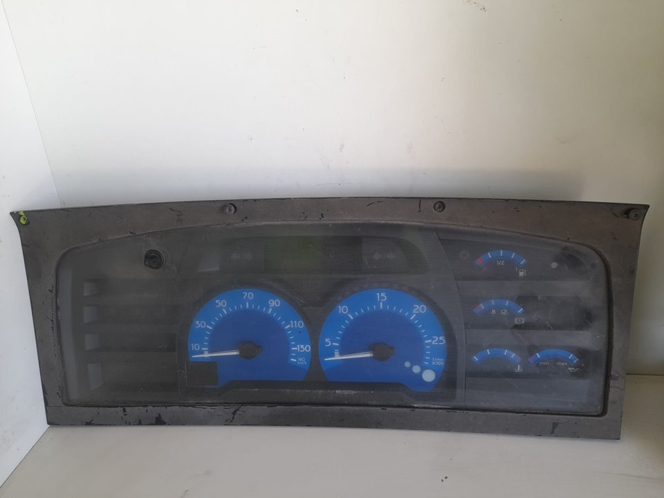 Cuadro instrumentos renault midlum 
