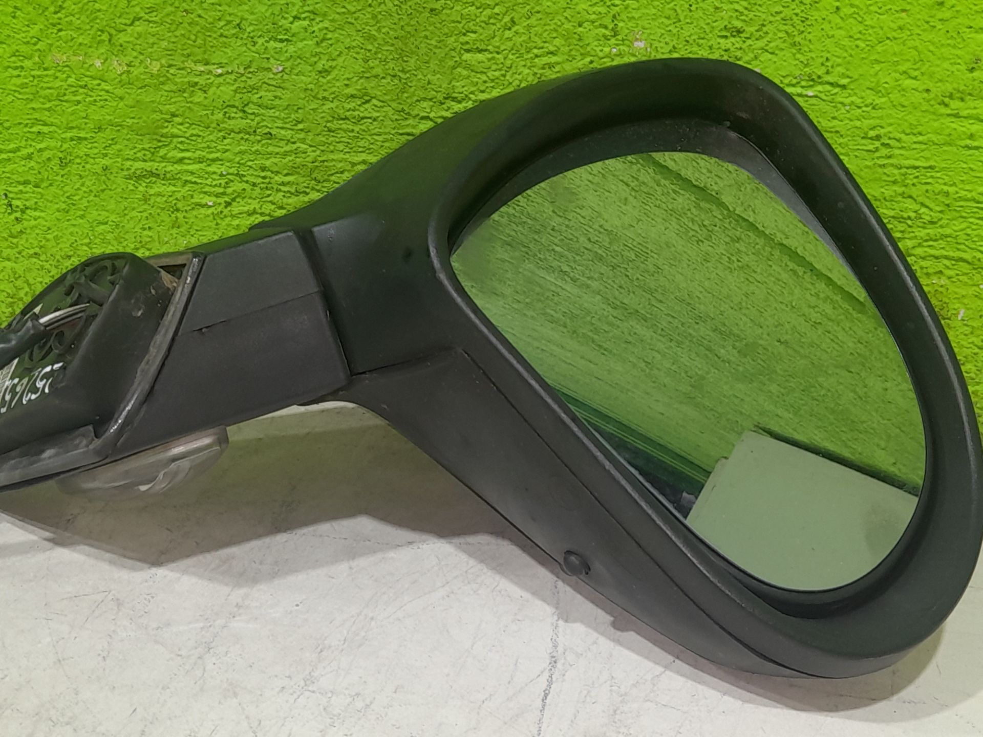 Retrovisor derecho peugeot 207 confort