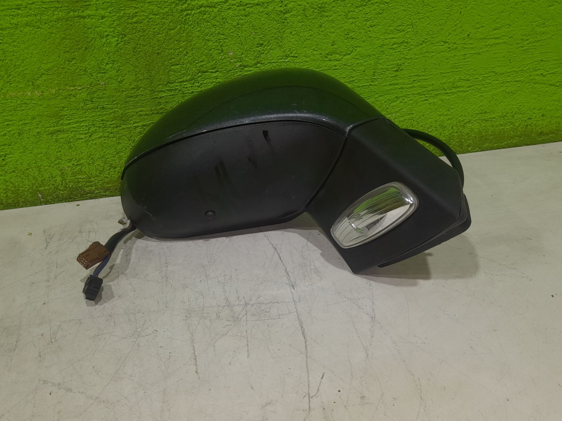 Retrovisor derecho peugeot 207 confort