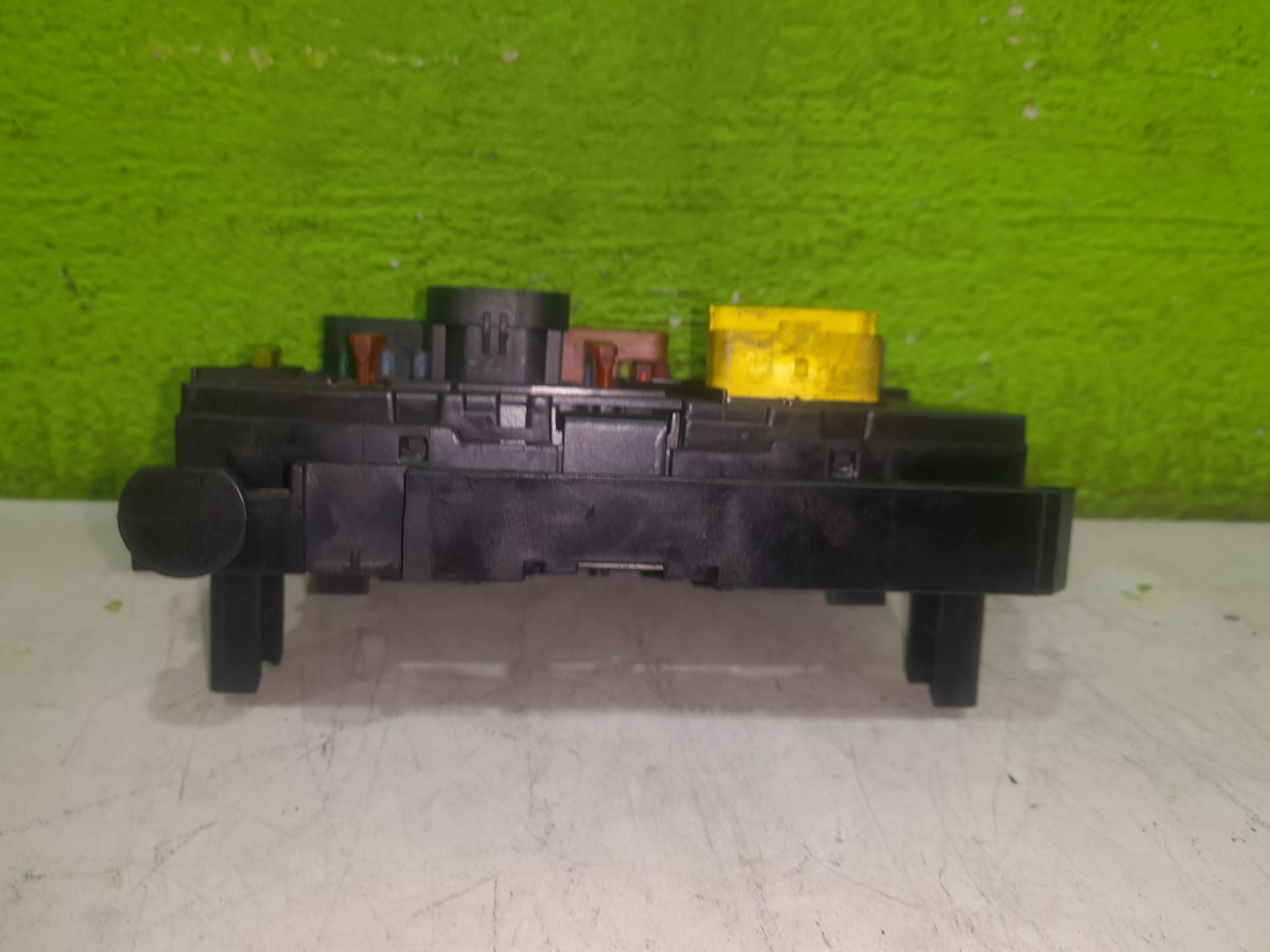 Caja reles / fusibles peugeot 307 break sw (s2) dsign