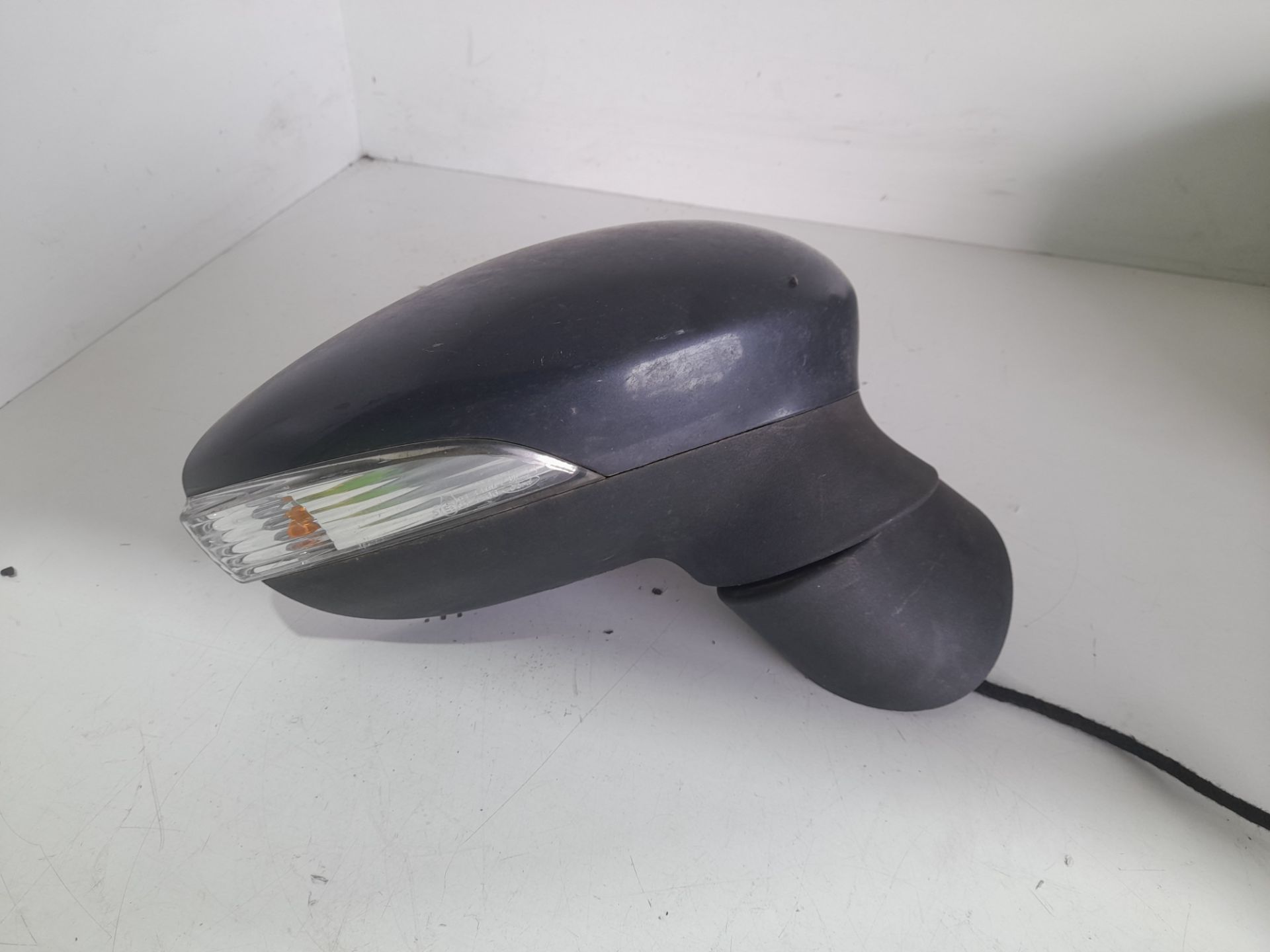 Retrovisor derecho ford fiesta (cnn) trend