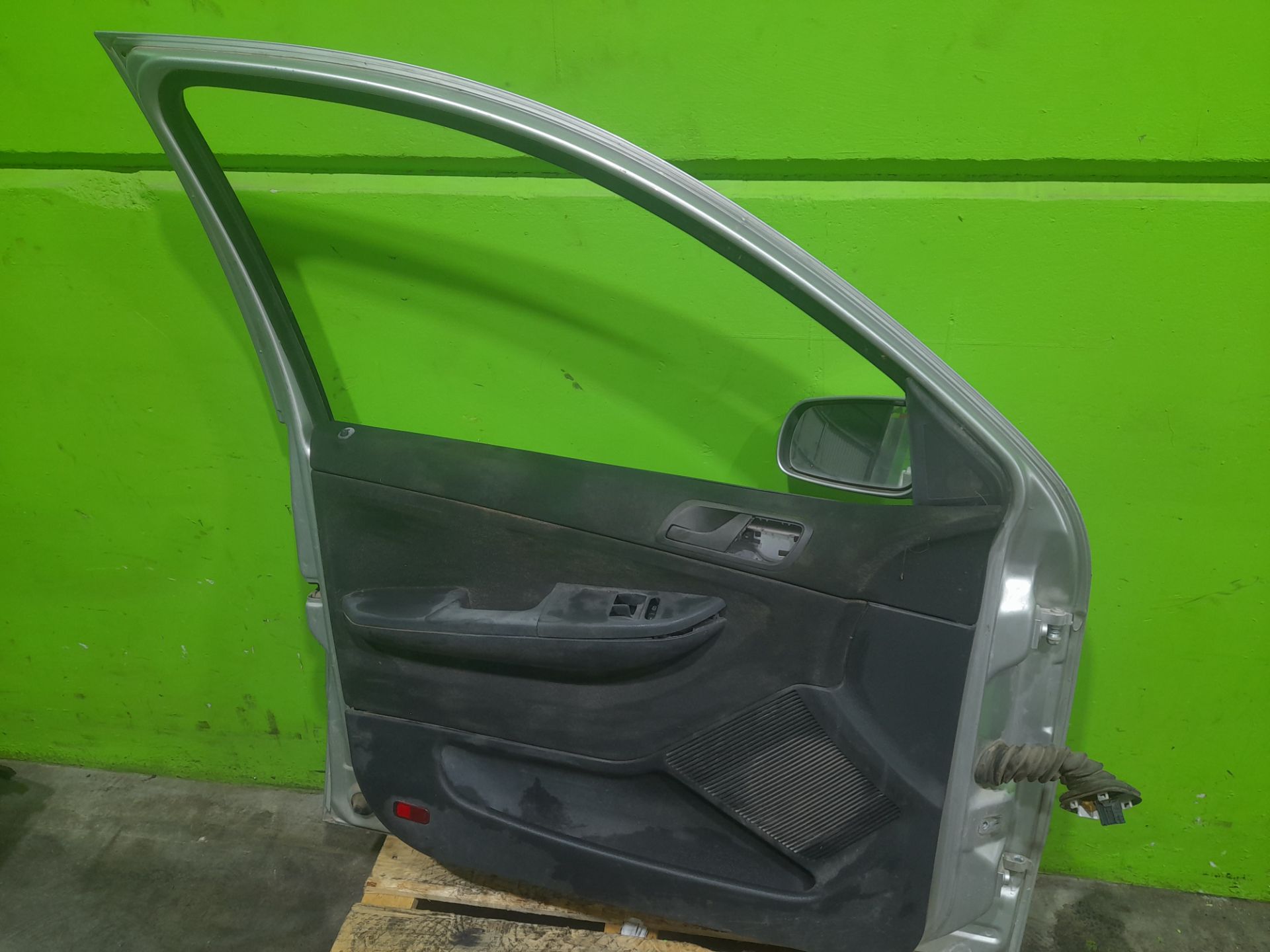Puerta delantera izquierda skoda fabia (6y26y3) 