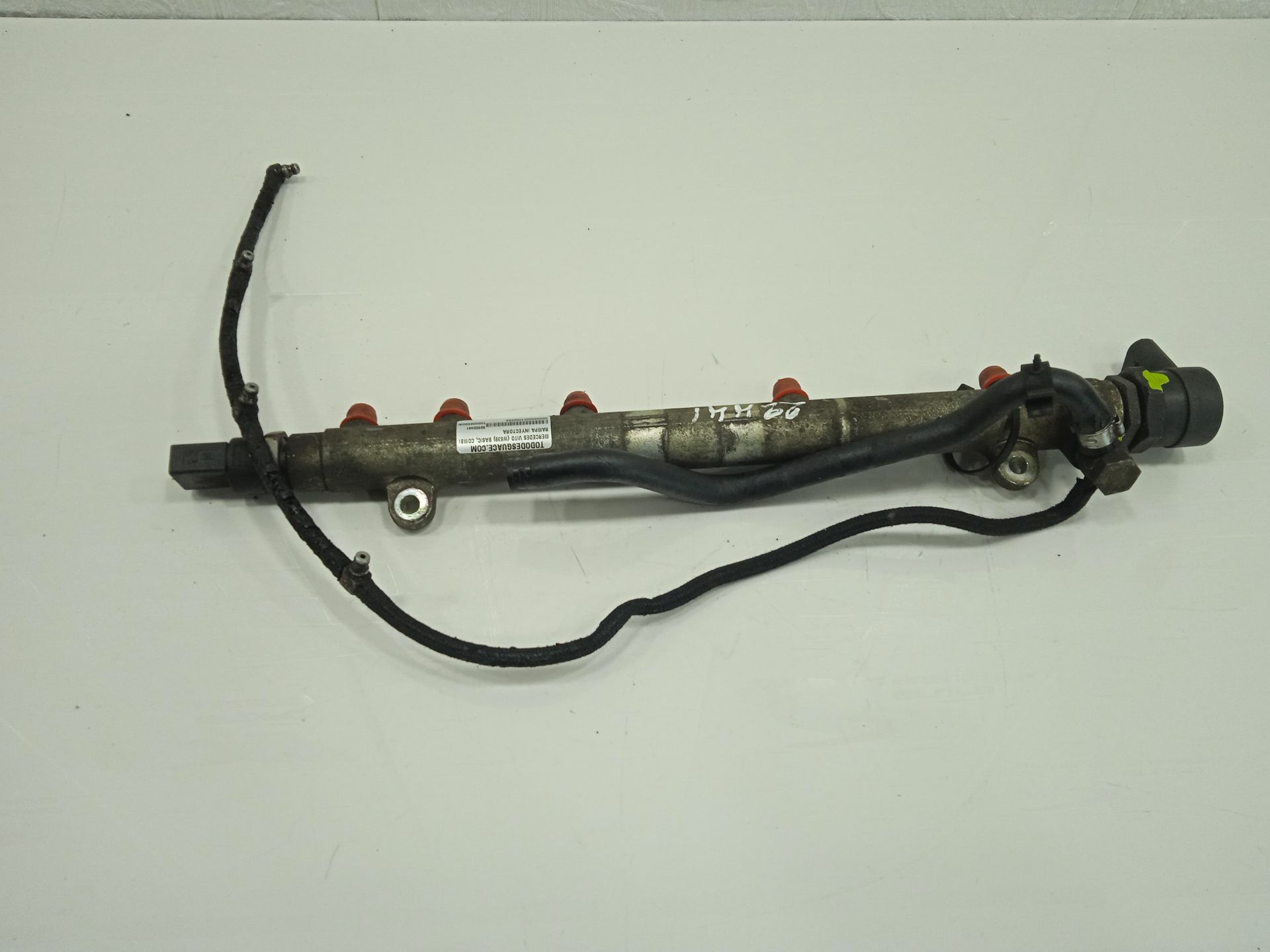 Rampa inyectora mercedes-benz vito basic-kombi (639) 111  cdi  compacto  (639.601)