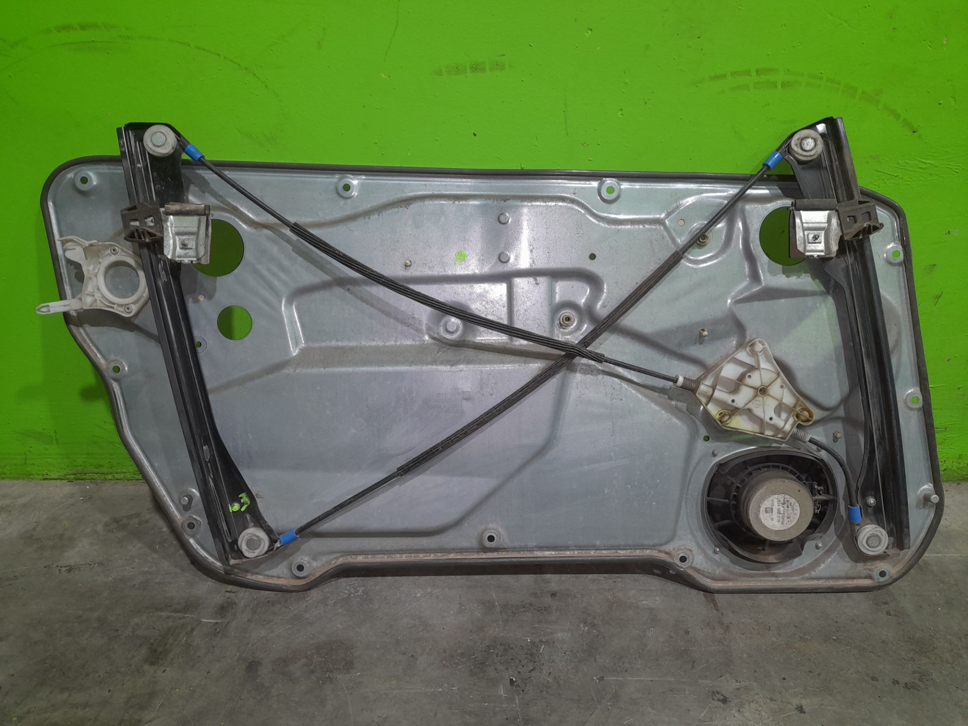 Elevalunas delantero derecho seat ibiza (6l1) cool