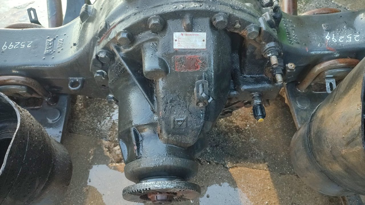 No identificado volvo fh fg 4x2 low largo (lh1 o l2h1)