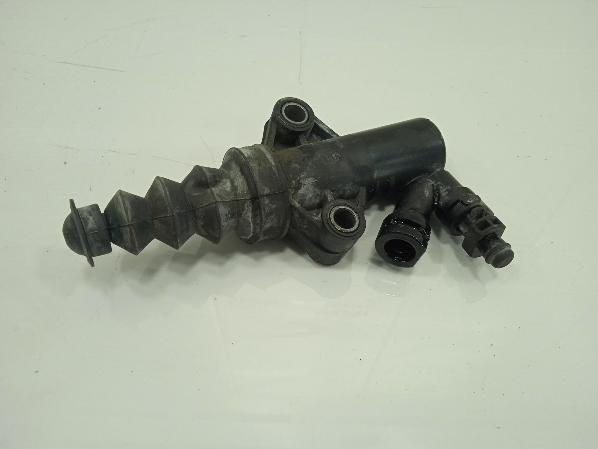 Bombin embrague mazda cx-3 (dk) centerline