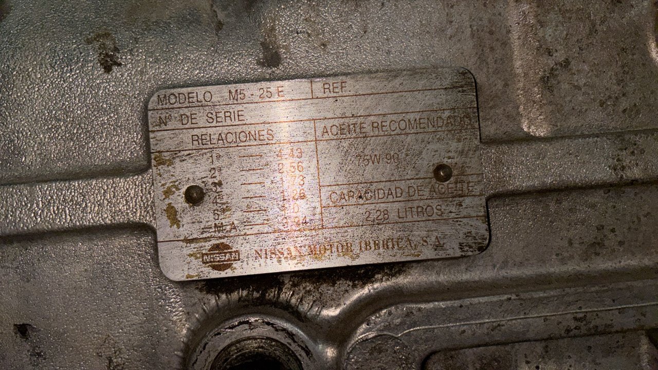 Caja cambios nissan  no identificado
