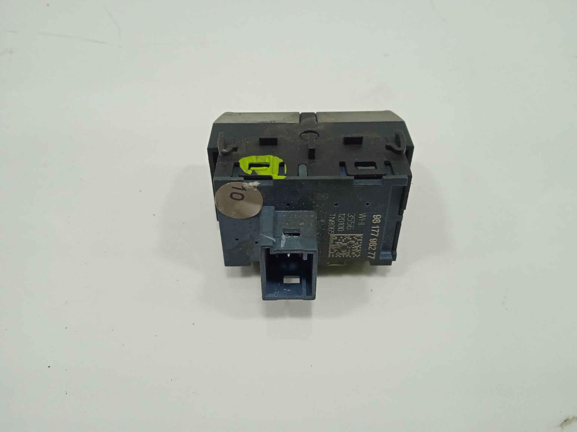 Interruptor ds  no identificado