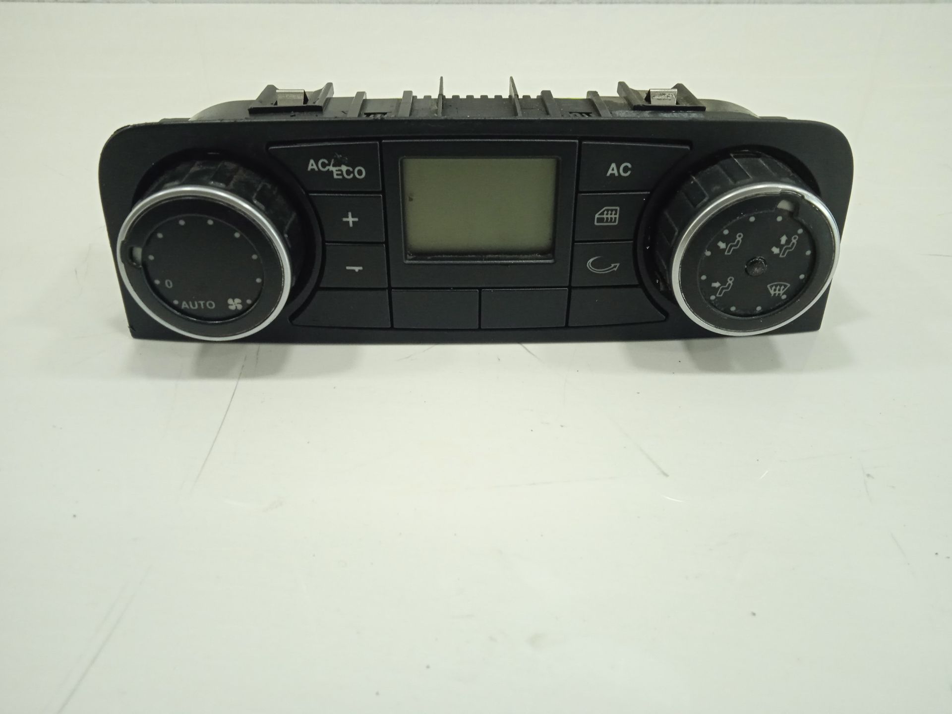 Mando calefaccion / aire acondicionado man tgx 18.xxx (2007) 