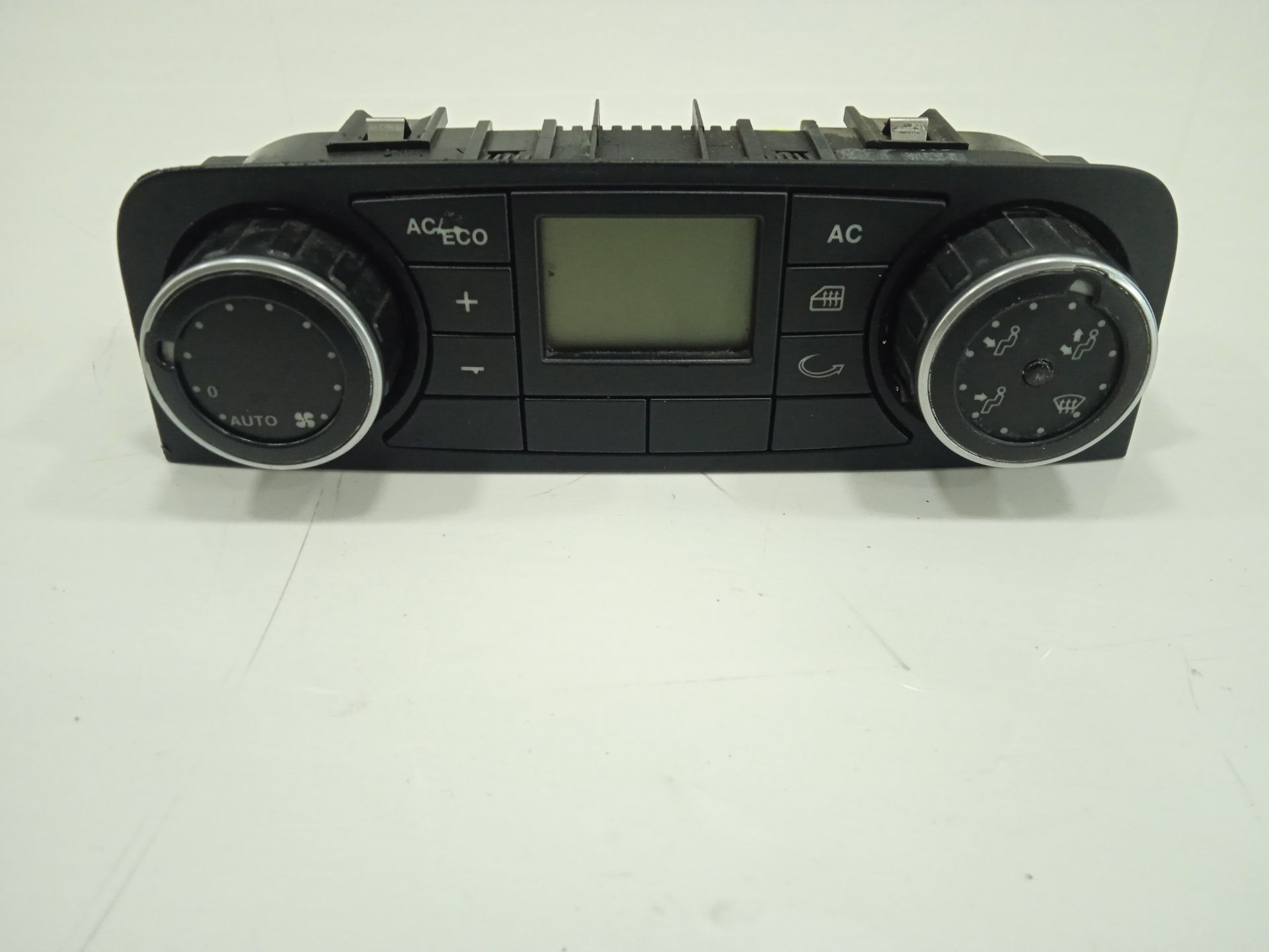 Mando calefaccion / aire acondicionado man tgx 18.xxx (2007) 