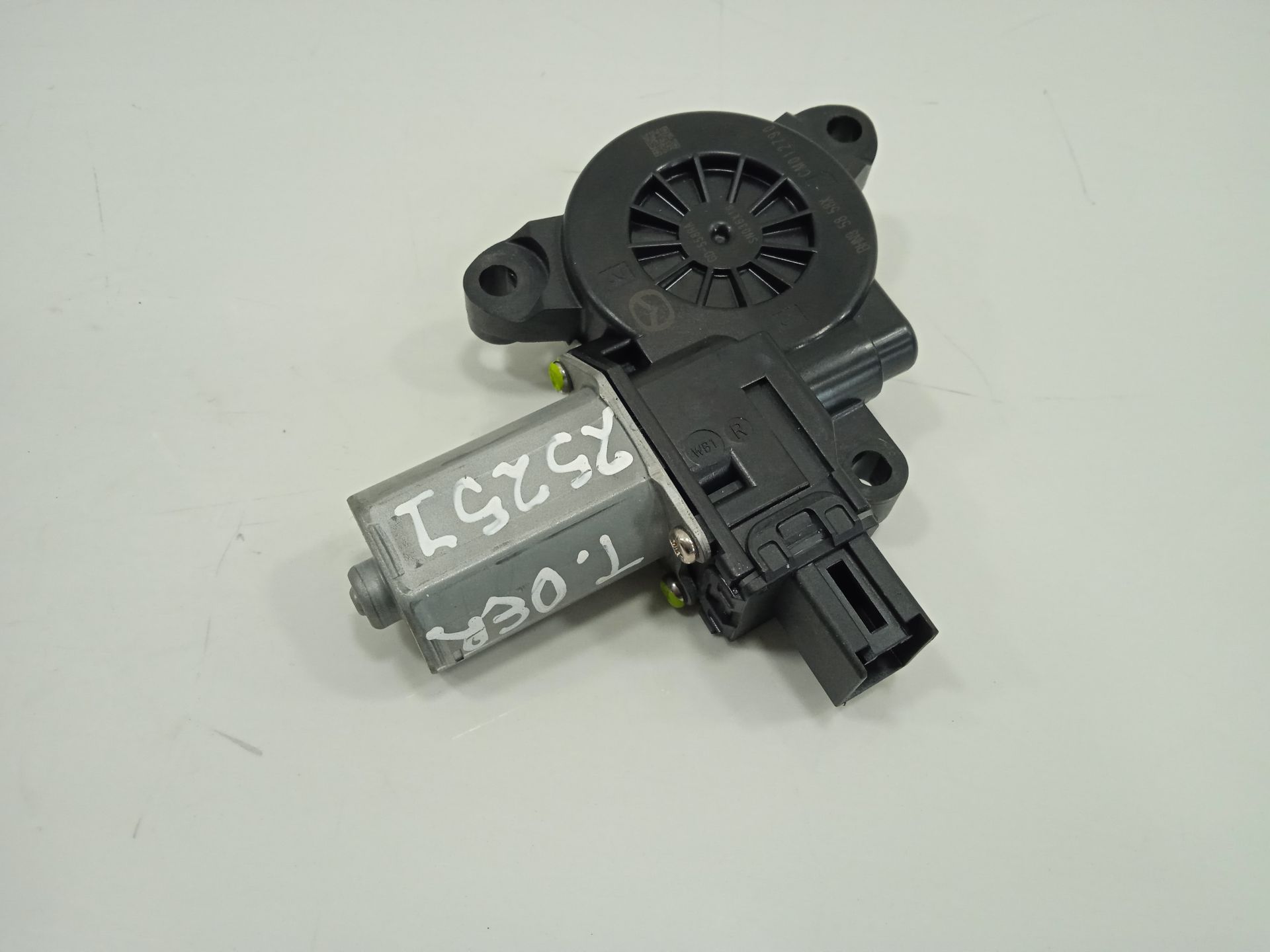 Elevalunas trasero derecho mazda cx-3 (dk) centerline