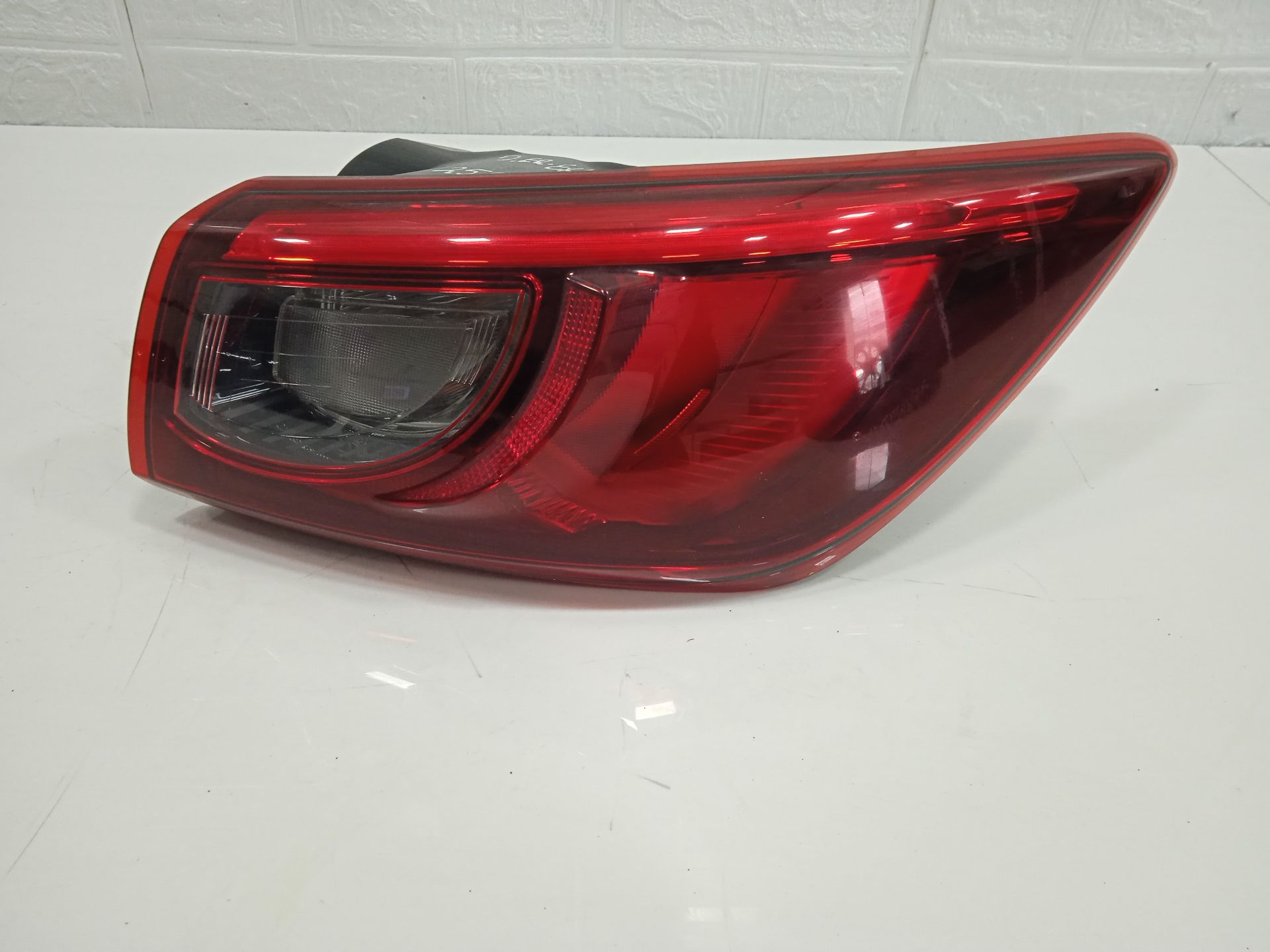 Piloto trasero derecho mazda cx-3 (dk) centerline