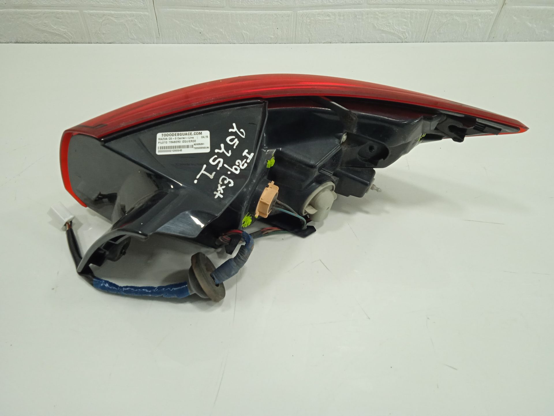 Piloto trasero izquierdo mazda cx-3 (dk) centerline