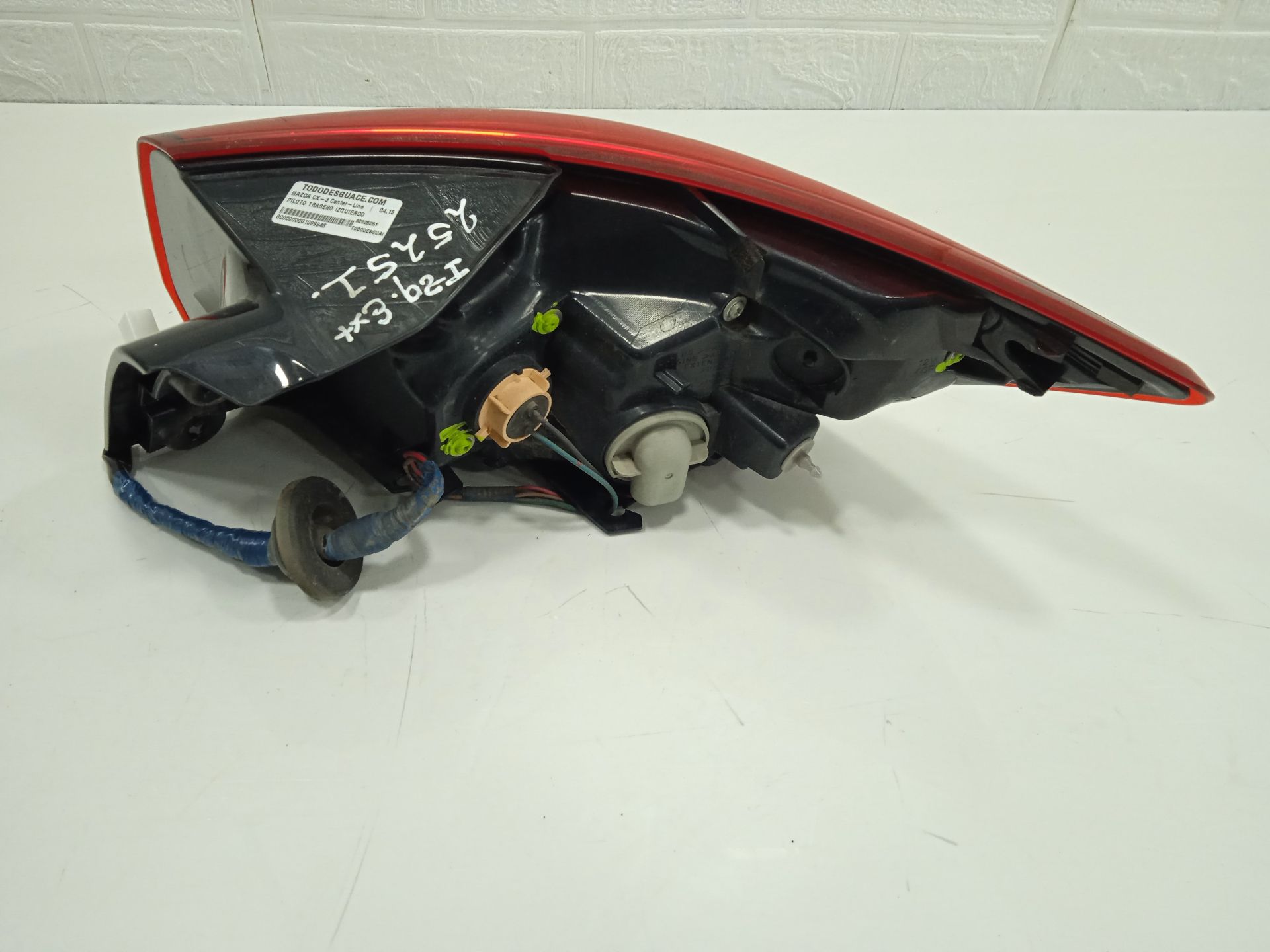 Piloto trasero izquierdo mazda cx-3 (dk) centerline