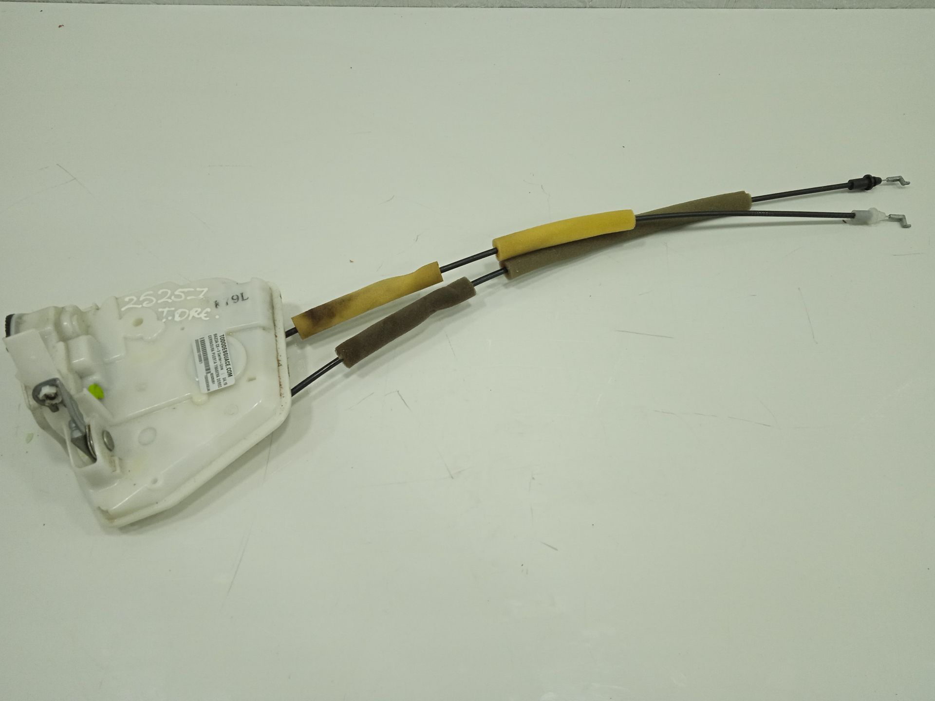 Cerradura puerta trasera derecha mazda cx-3 (dk) centerline