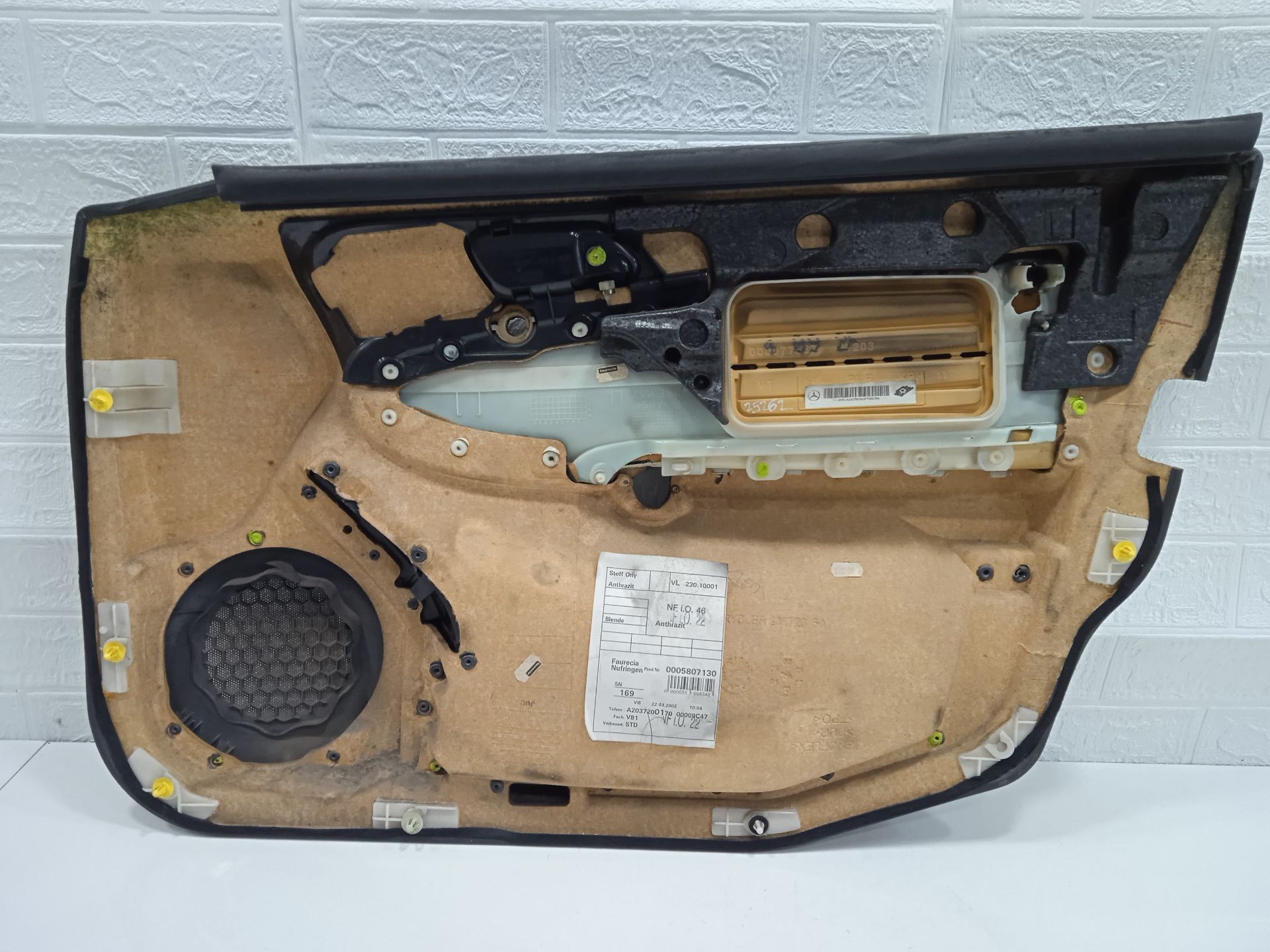 No identificado mercedes-benz clase c (bm 203) familiar c 180 t (203.235)