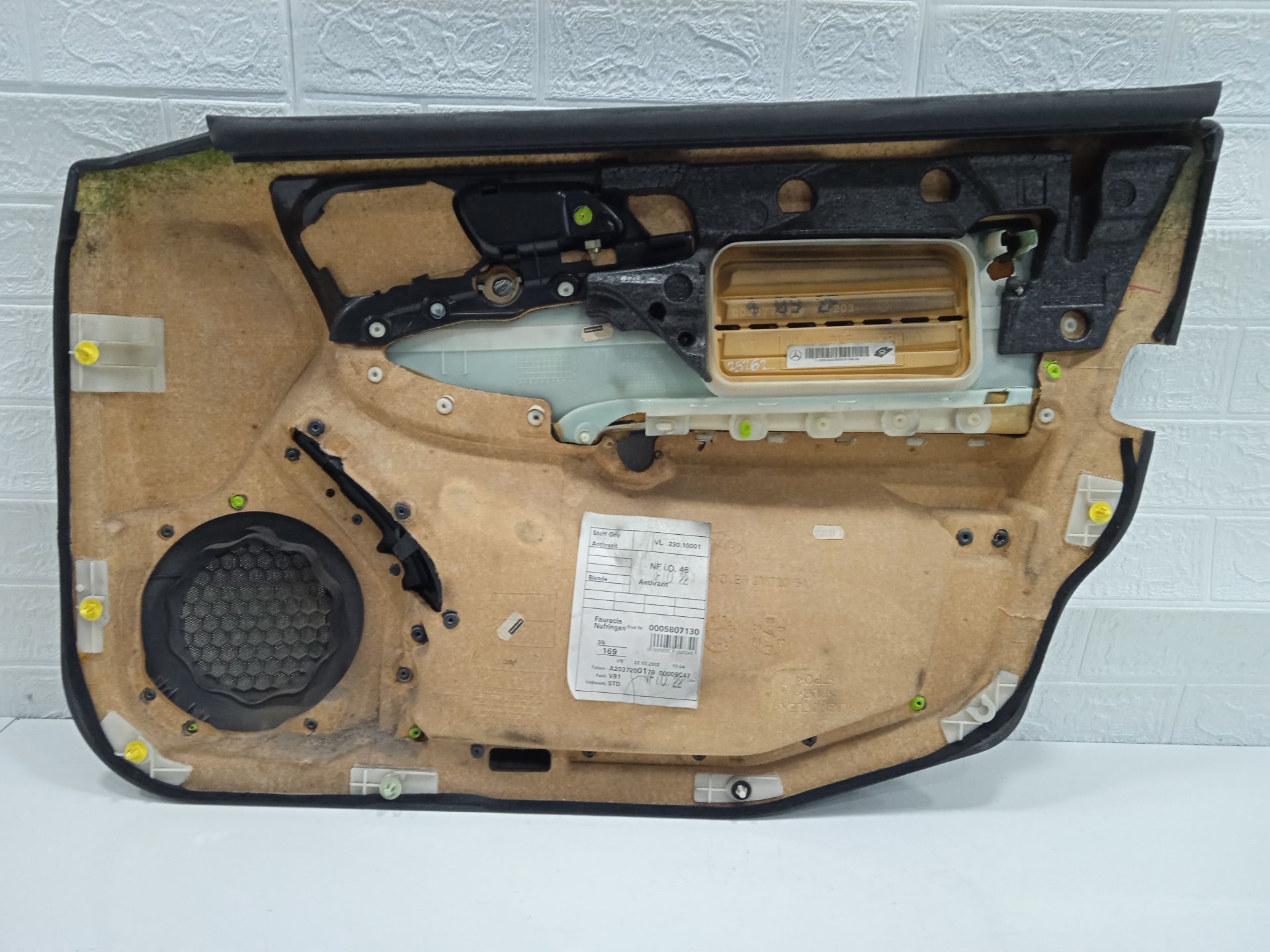 No identificado mercedes-benz clase c (bm 203) familiar c 180 t (203.235)