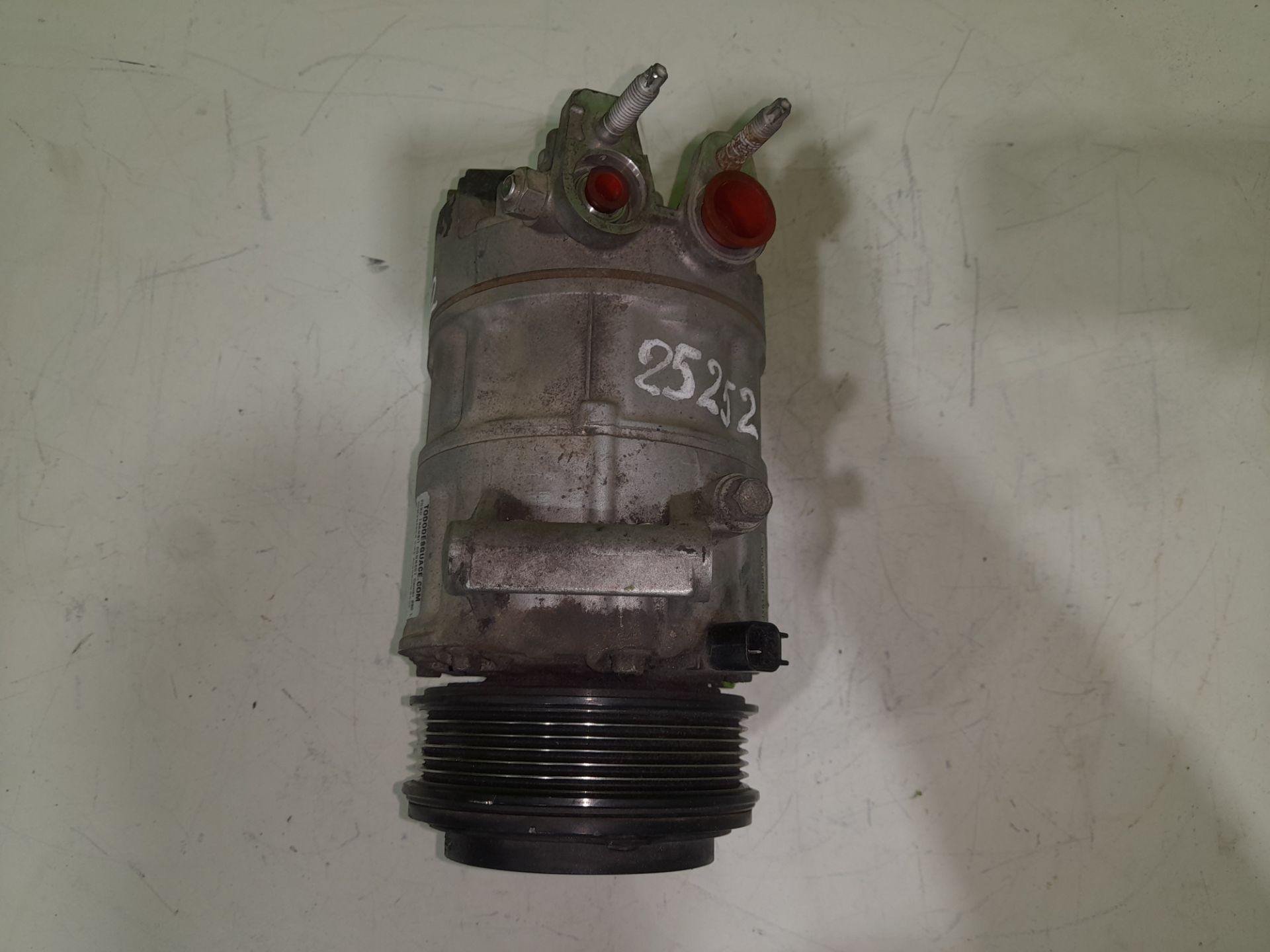 Compresor aire acondicionado   no identificado