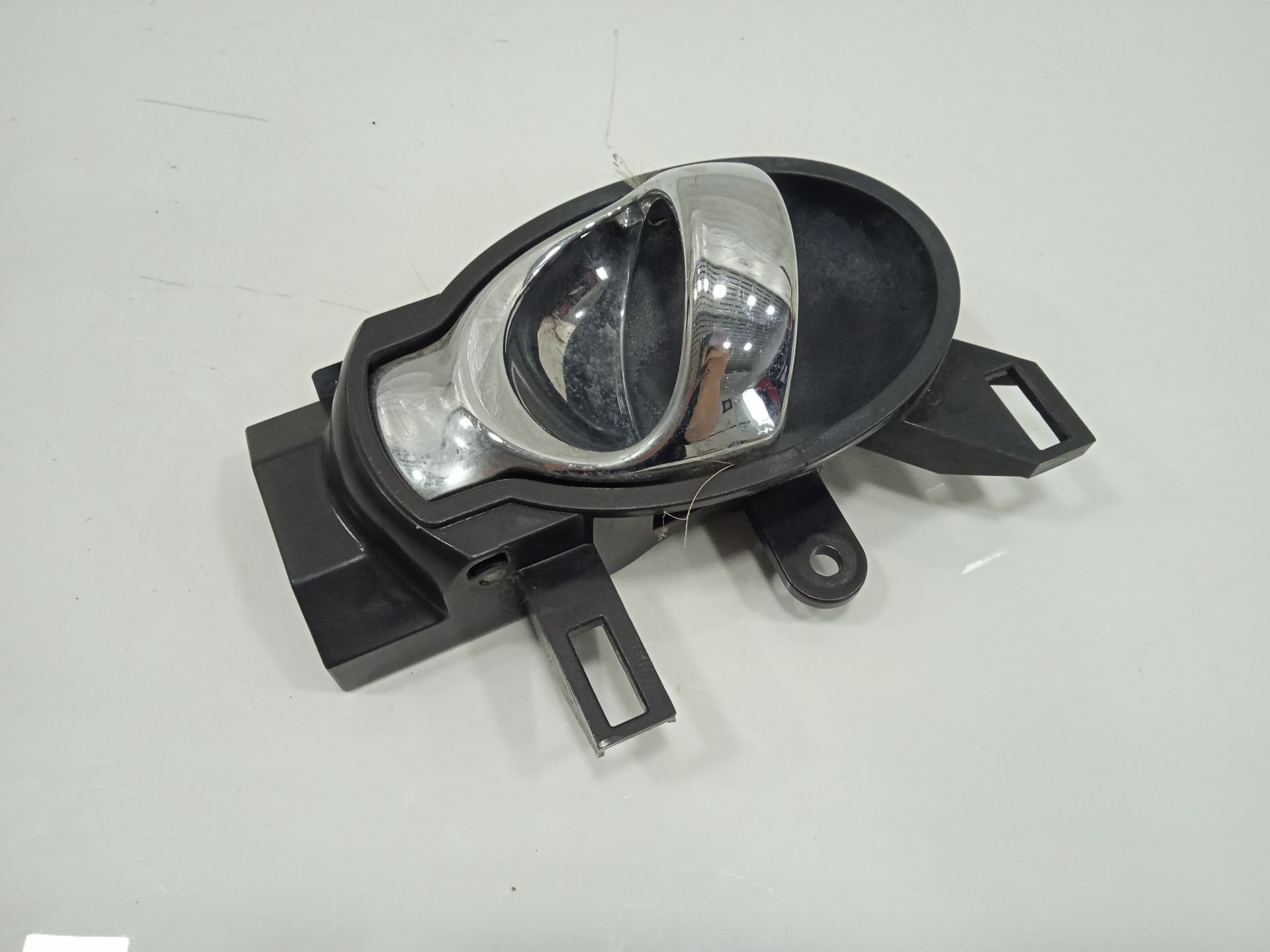 Maneta interior delantera izquierda nissan juke (f15e) ministry of sound