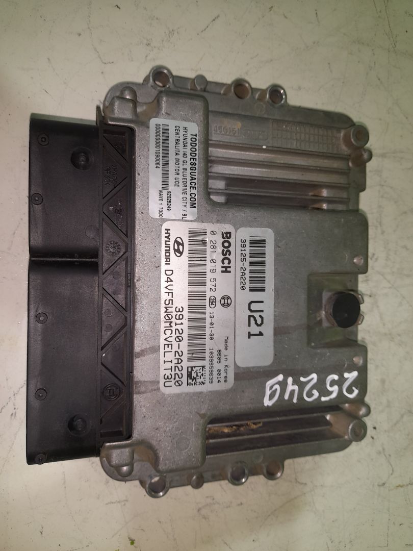 Centralita motor uce hyundai i40 (vf) gl bluedrive city  bluedrive 