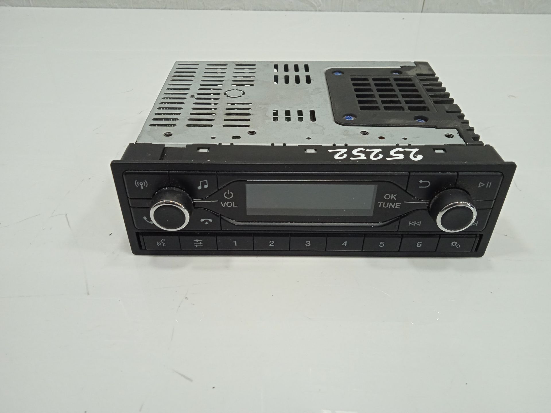 Sistema audio / radio cd   no identificado