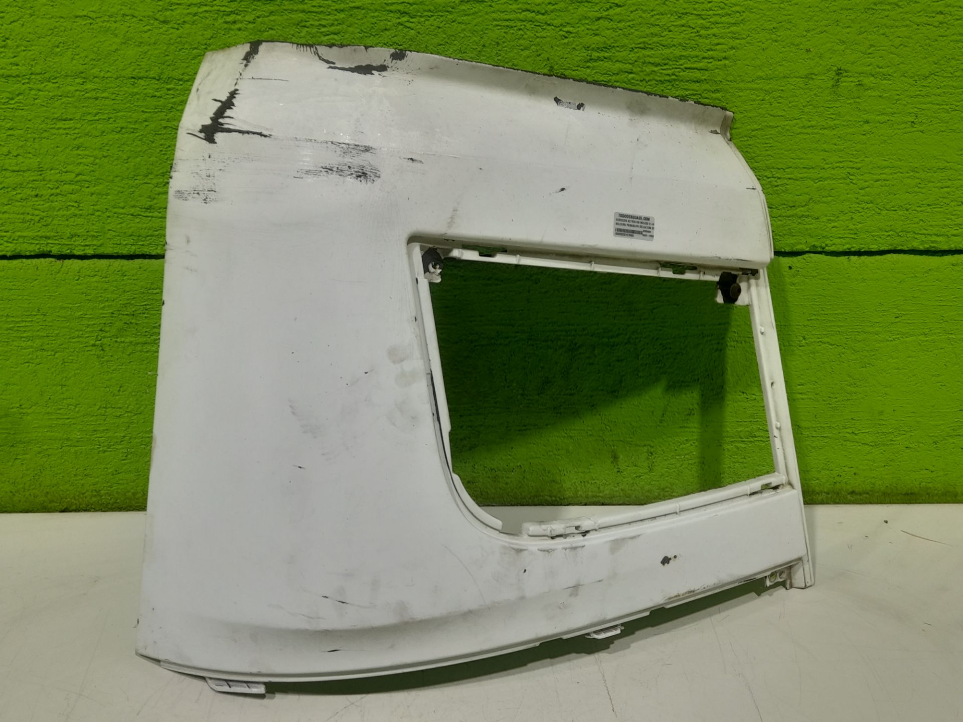 Moldura paragolpe delantera derecha mercedes-benz actros 4 2-ejes bm 963 (2011) 18xx 4x2 sattelzugmaschine l b