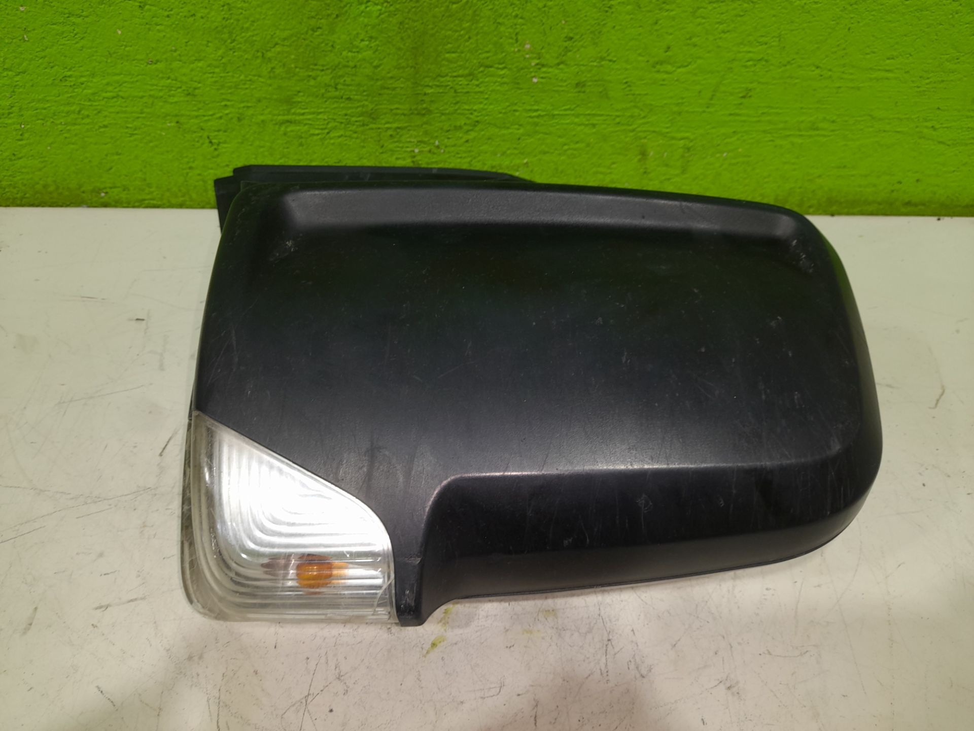 Retrovisor izquierdo 210211213214216 cdi (906.6