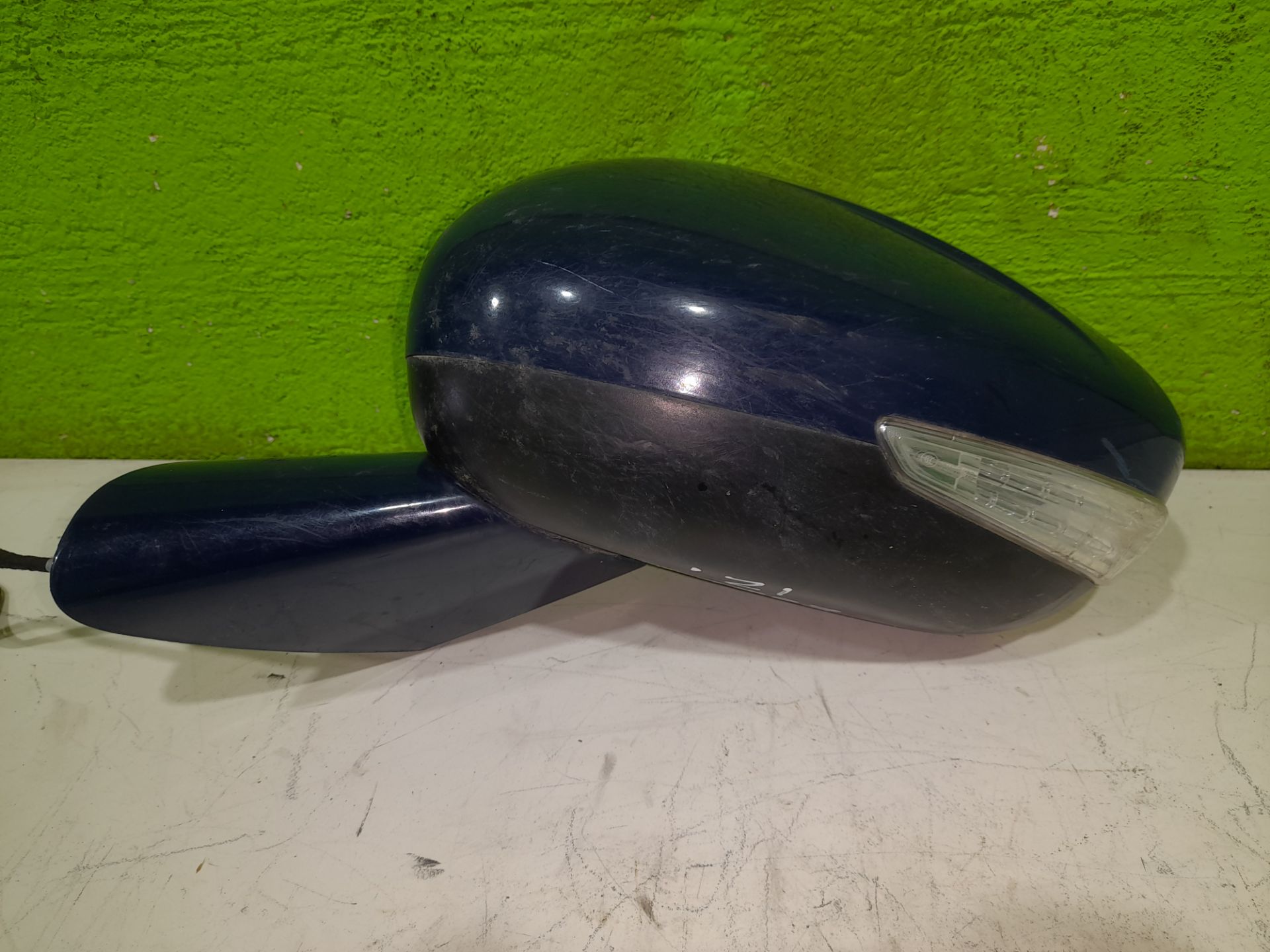 Retrovisor izquierdo   no identificado