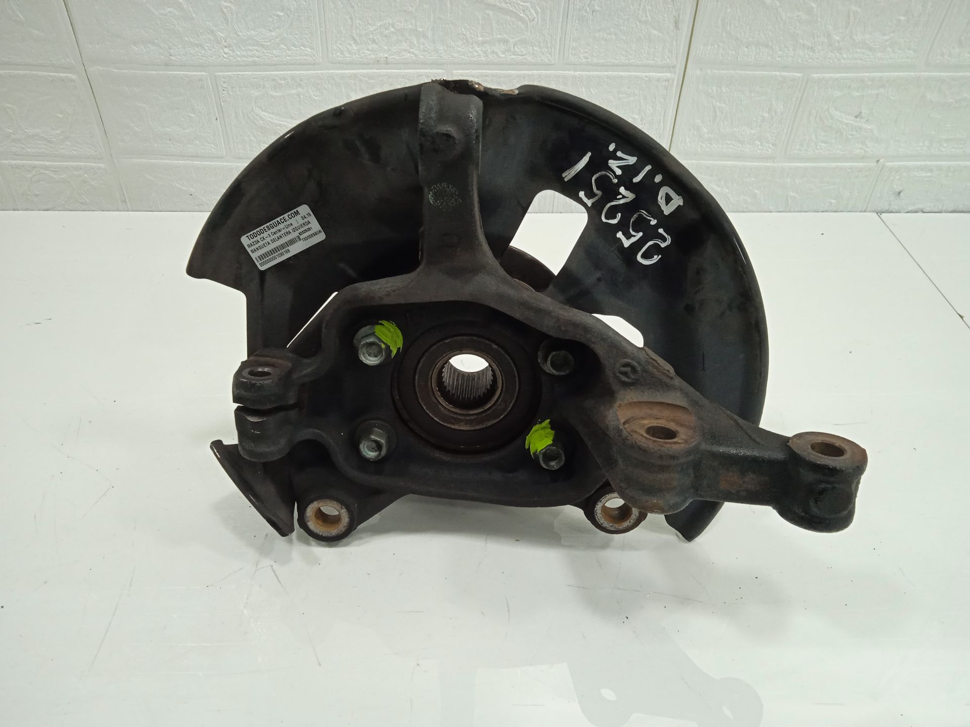 Mangueta delantera izquierda mazda cx-3 (dk) centerline