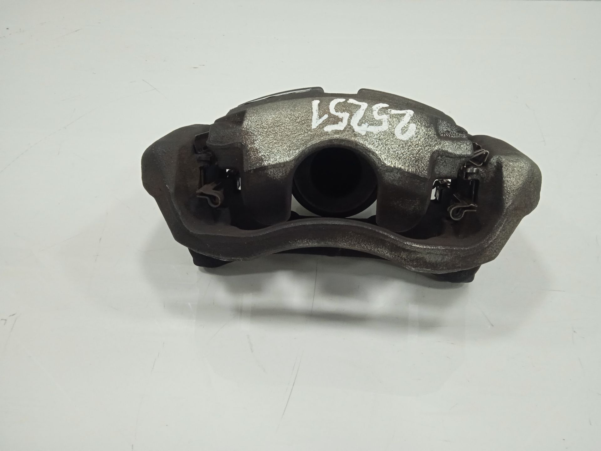 Pinza de freno delantera izquierda mazda cx-3 (dk) centerline