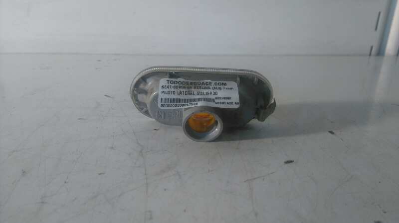  piloto lateral izquierdo   seat cordoba berlina (6l2) fresh 1.9 tdi