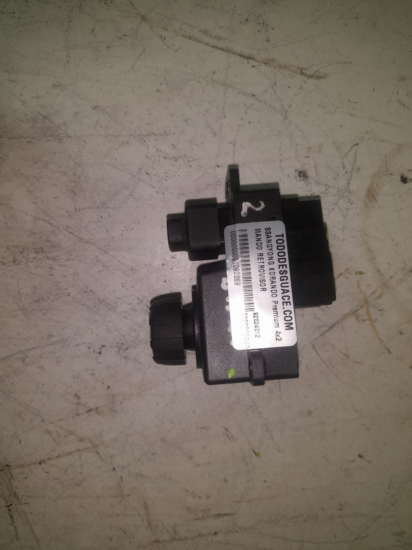 Mando retrovisor ssangyong korando premium 4x2