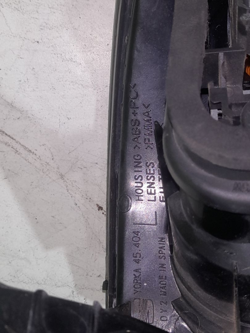 Piloto trasero izquierdo seat ibiza (6l1) cool