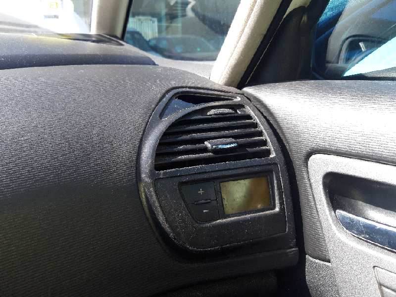  aireador derecho   citroen c4 picasso lx plus 1.6 16v hdi fap