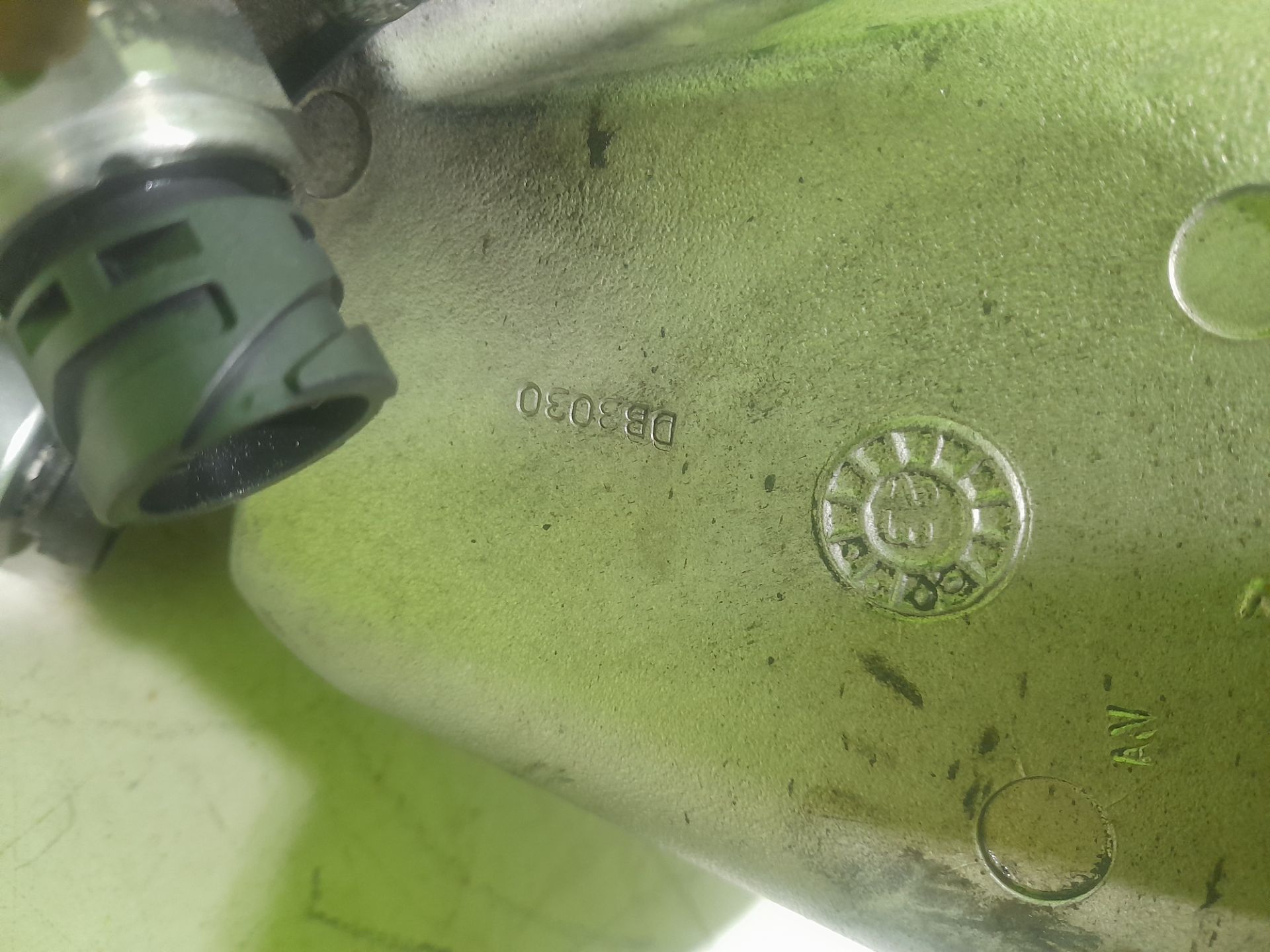 No identificado mercedes-benz axor 2 cr 2-ejes 18 t bm 944 95024 (2004) 1829   4x2      om 906 la   nr