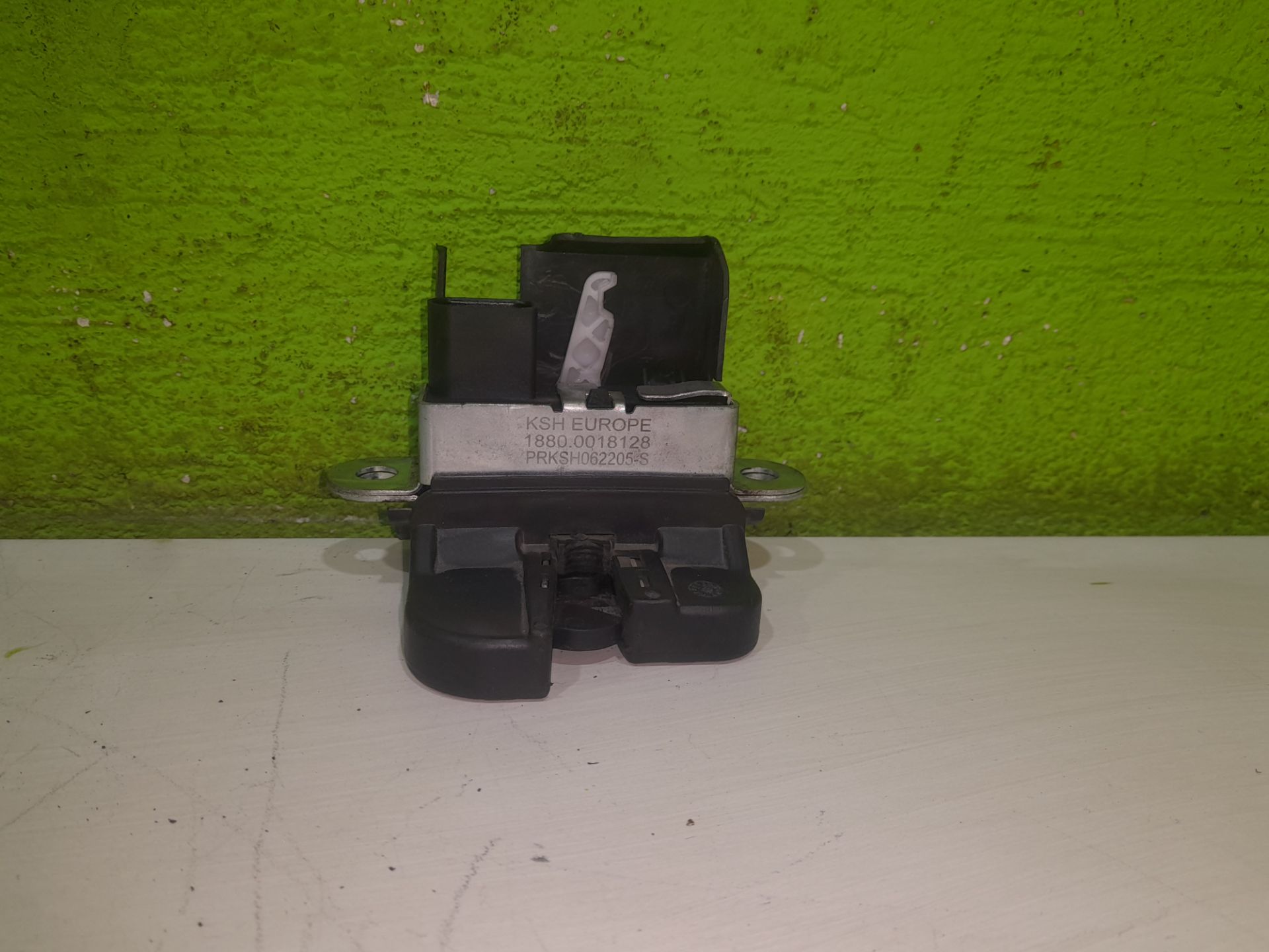 Cerradura maletero / porton   no identificado