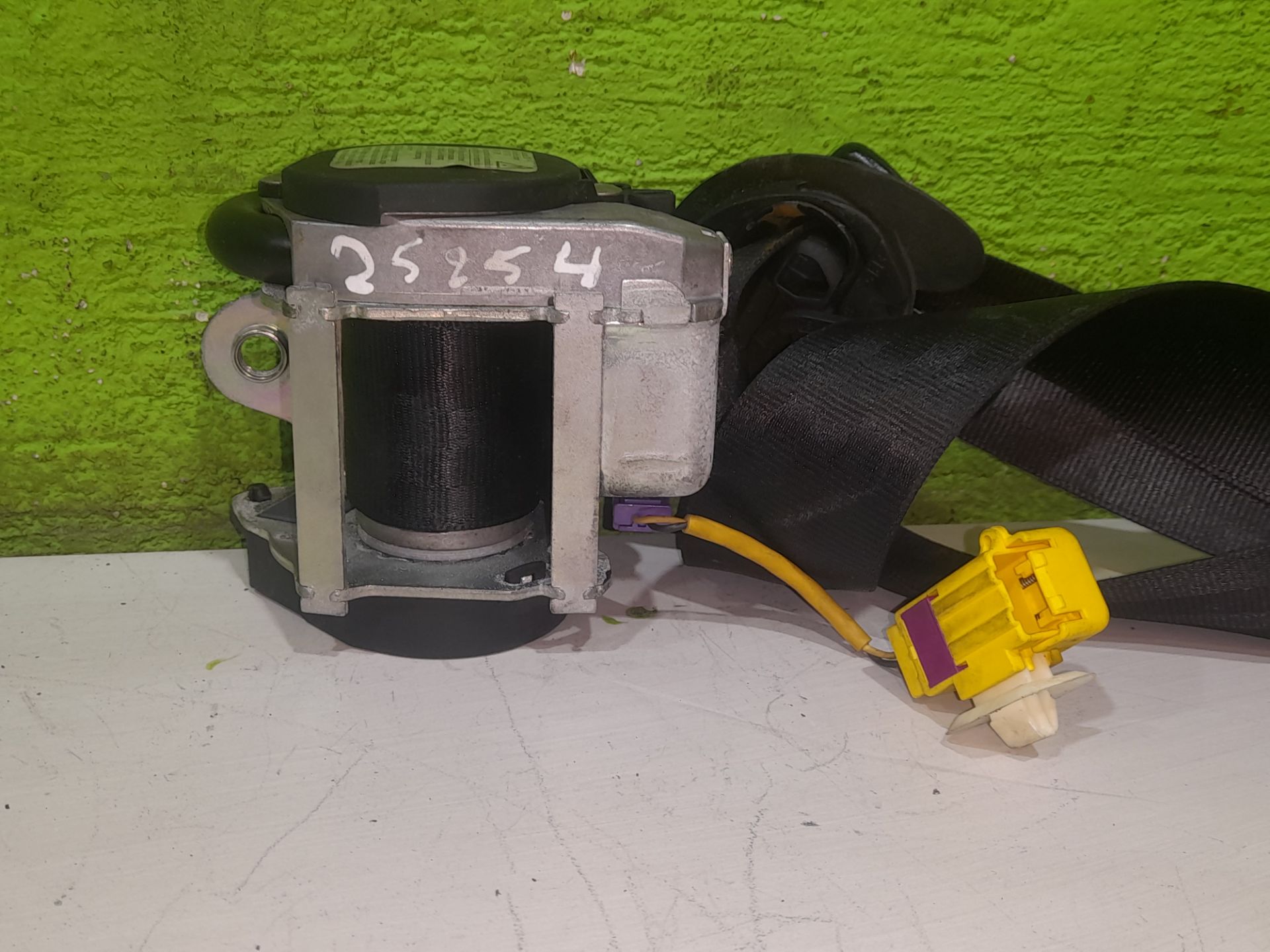 Cinturon seguridad delantero derecho   no identificado