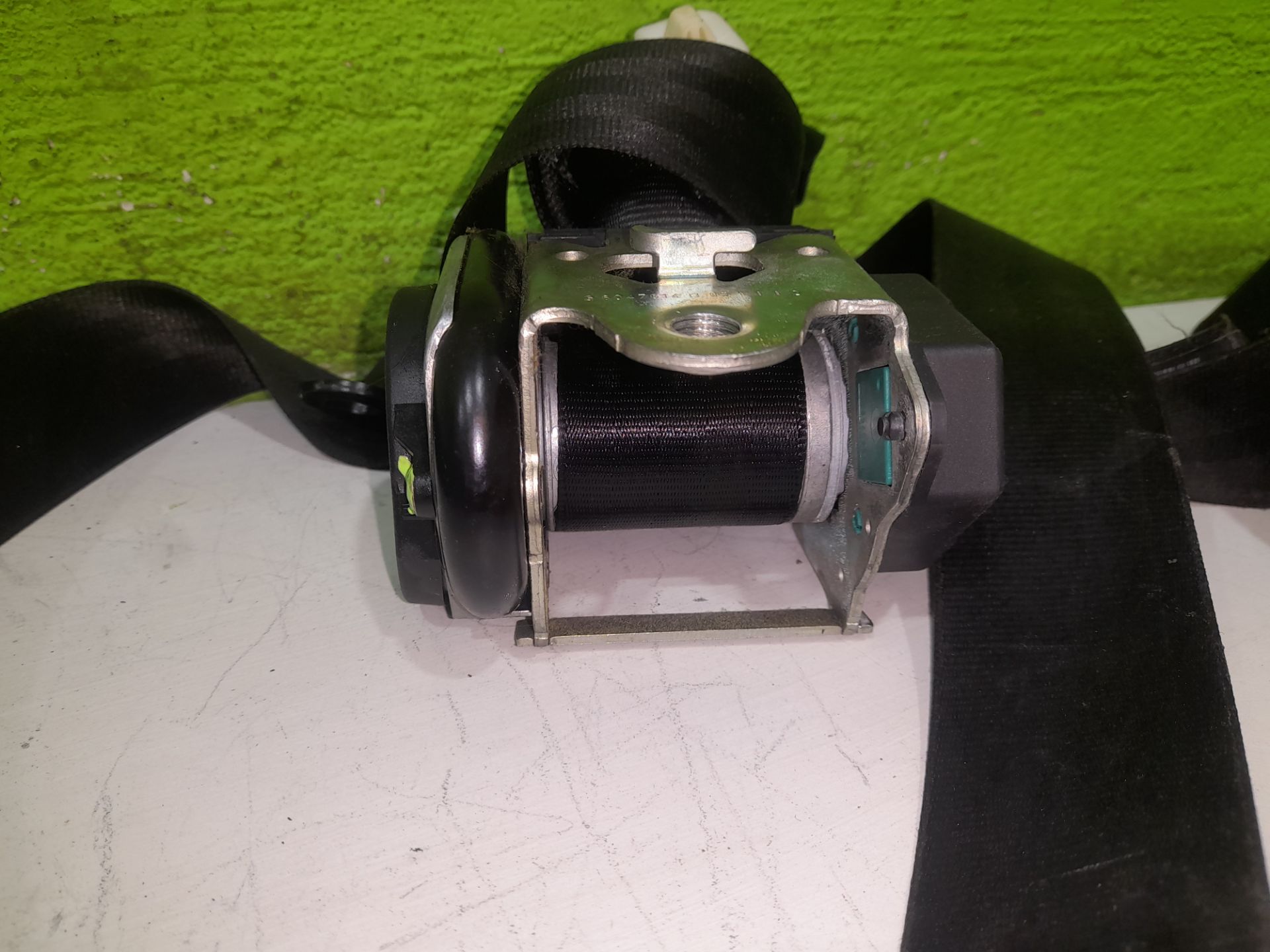 Cinturon seguridad delantero izquierdo   no identificado