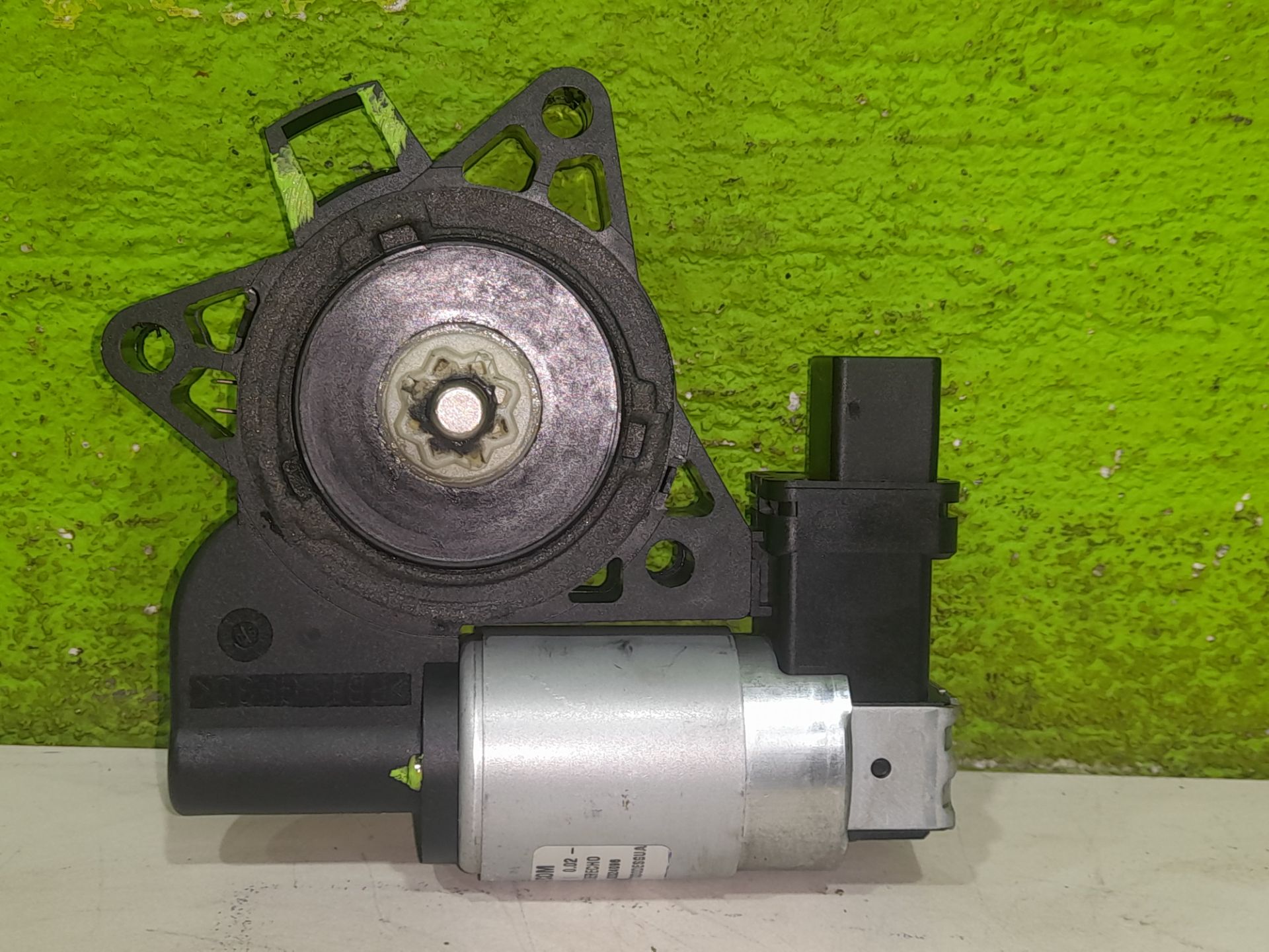 Motor elevalunas trasero derecho mazda 6 berlina (gg) 