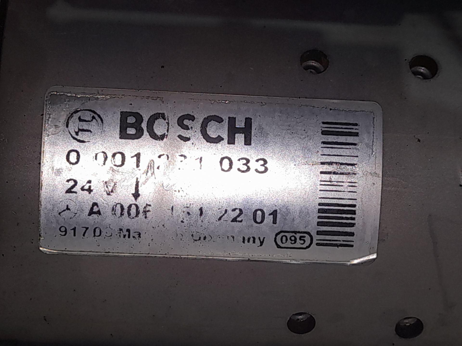 Motor arranque mercedes-benz axor 2 cr 2-ejes 18 t bm 944 95024 (2004) 1829   4x2      om 906 la   nr