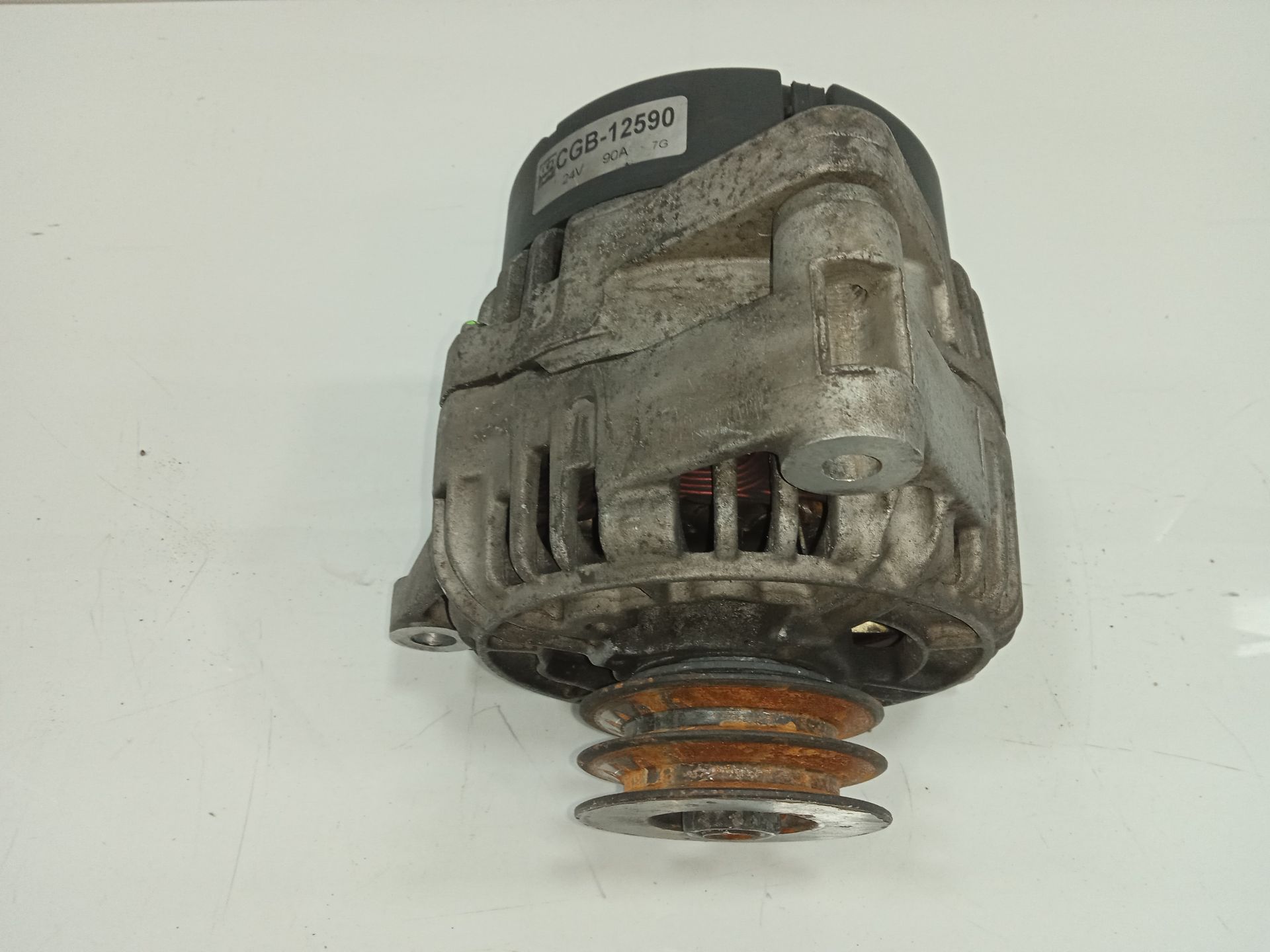 Alternador man  no identificado