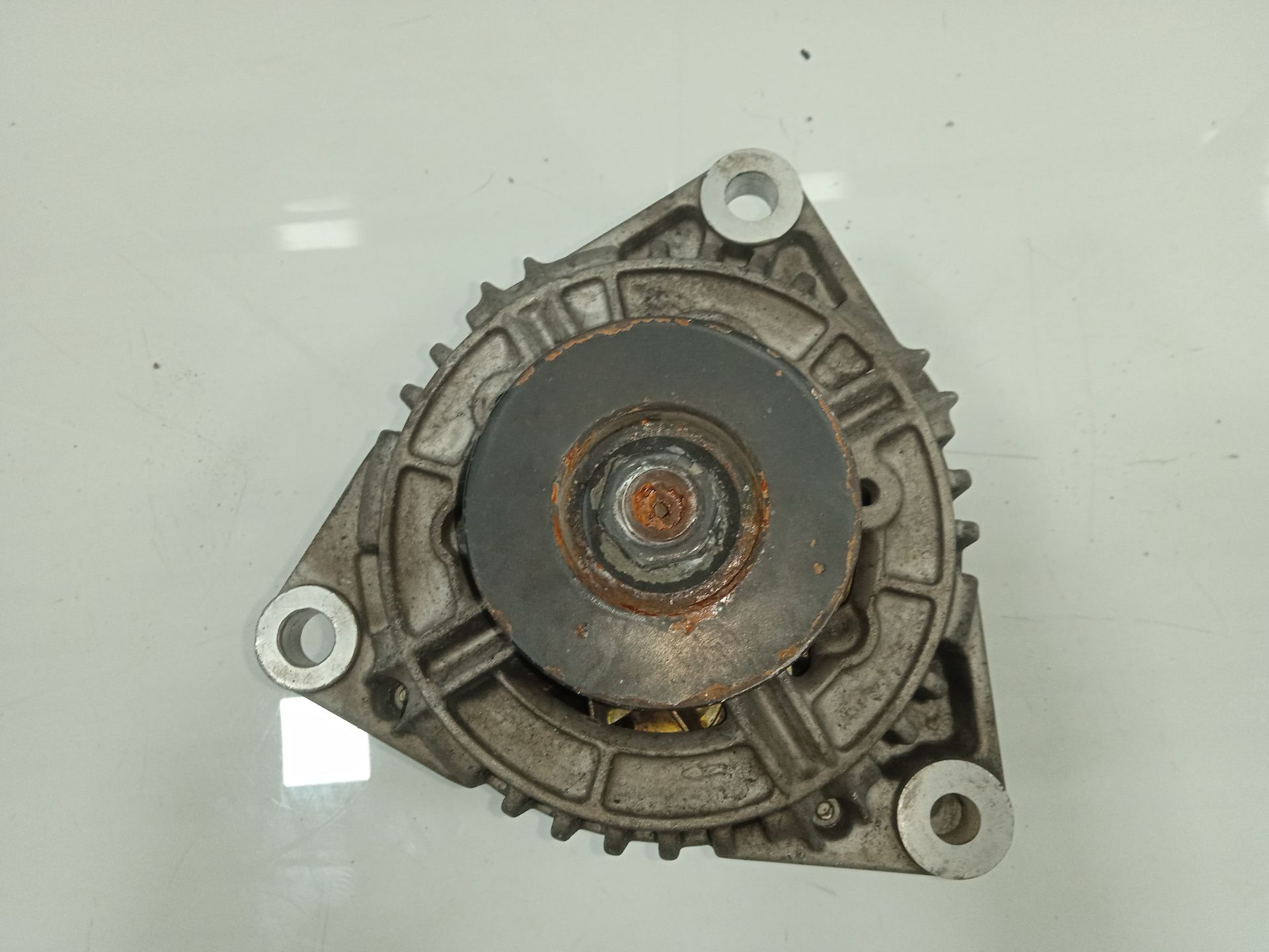Alternador man  no identificado
