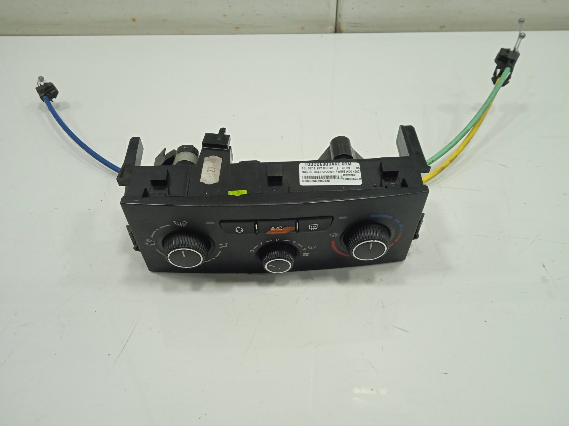 Mando calefaccion / aire acondicionado peugeot 207 confort