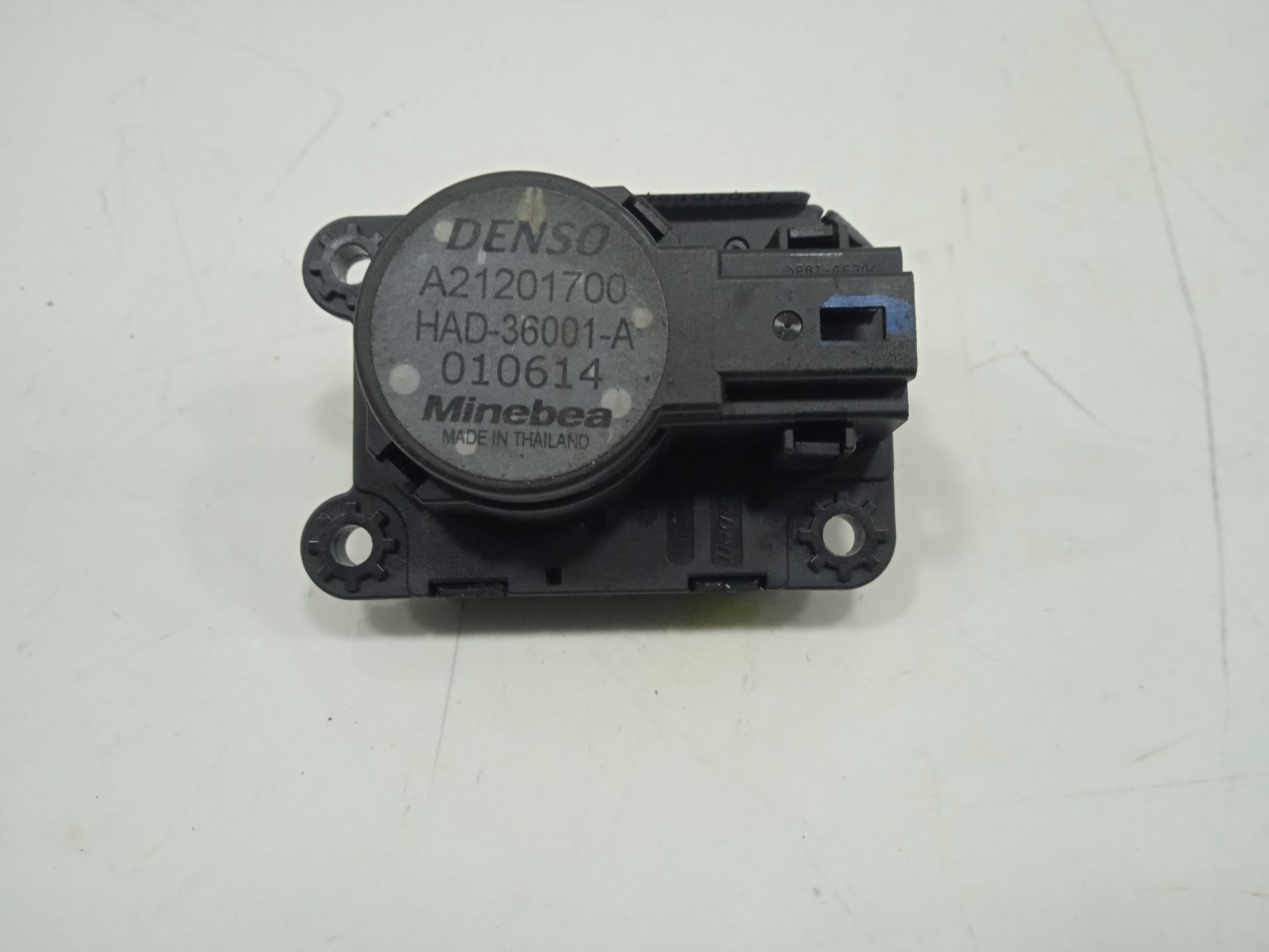 Motor apertura trampilla renault zoe entry