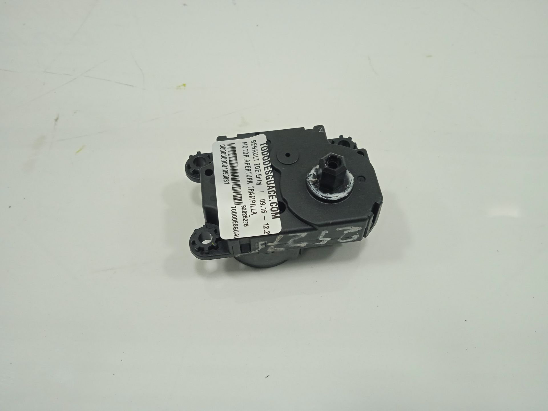 Motor apertura trampilla renault zoe entry