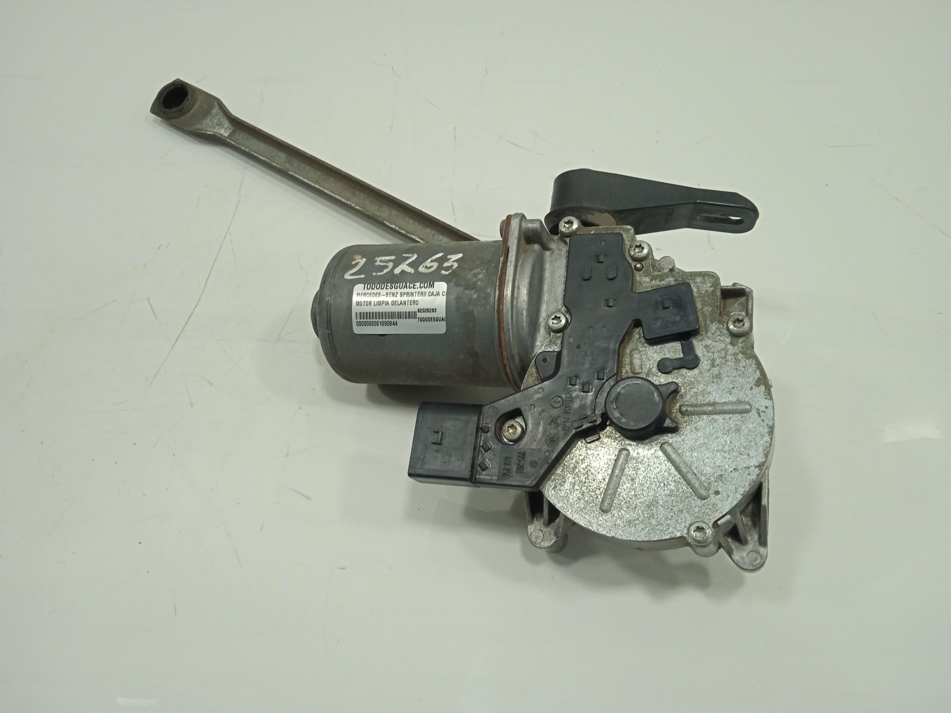 Motor limpia delantero 210211213214216 cdi (906.6