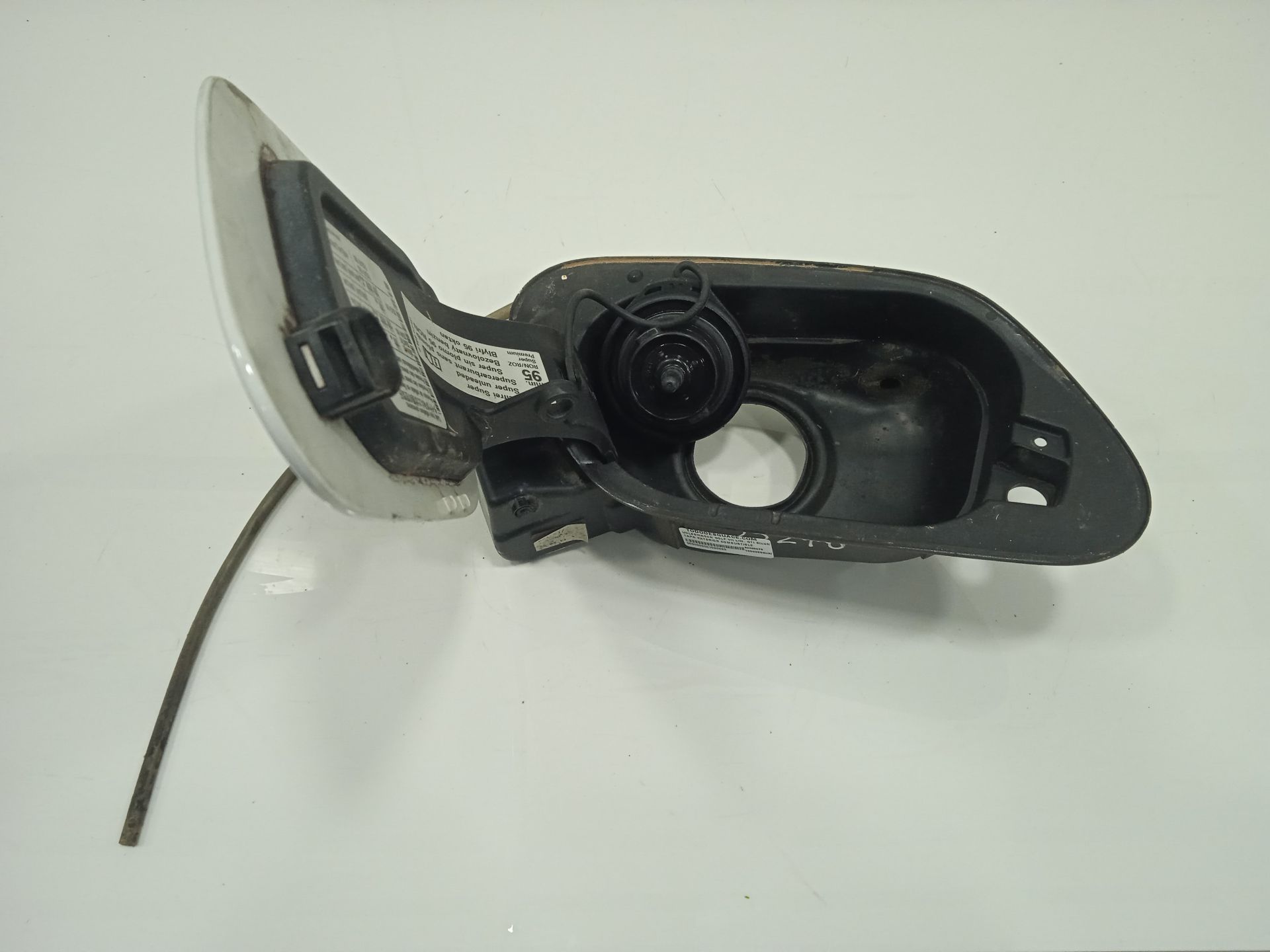 Tapa exterior combustible volkswagen golf vii (5g1be1) gti bluemotion