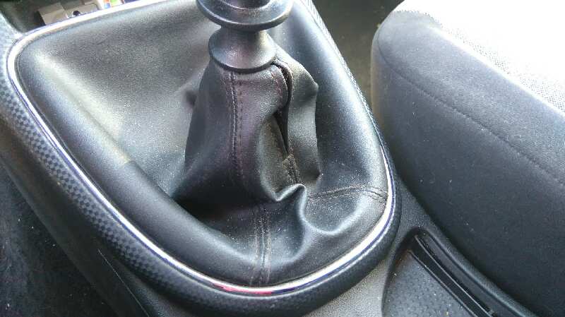  guarnecidos palanca cambio   fiat bravo (198) 1.9 active multijet 1.9 8v jtd cat