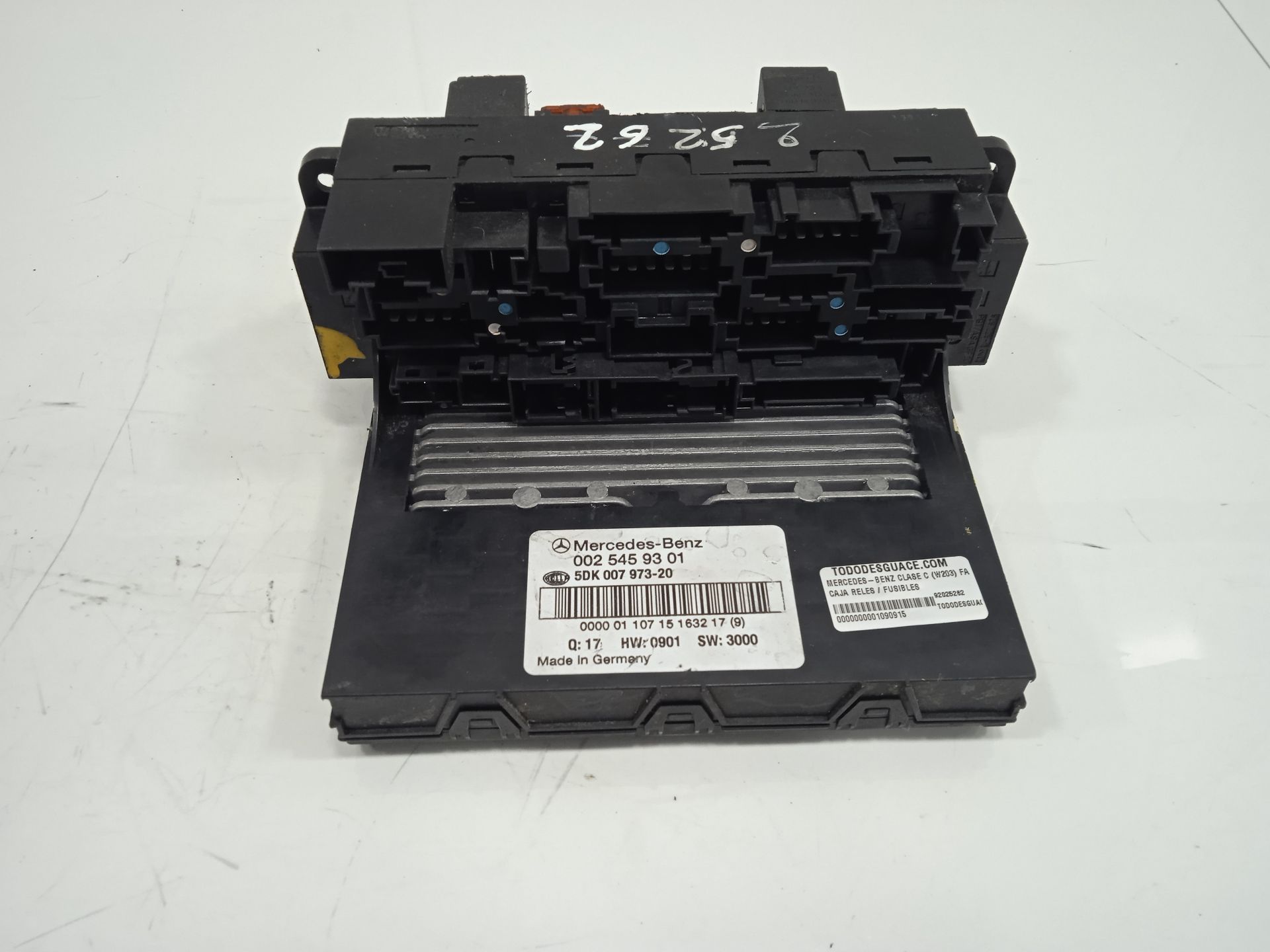Caja reles / fusibles mercedes-benz clase c (bm 203) familiar c 180 t (203.235)