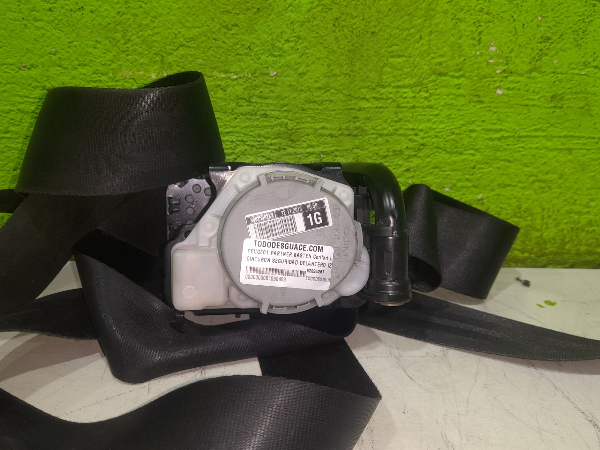 Cinturon seguridad delantero izquierdo   no identificado